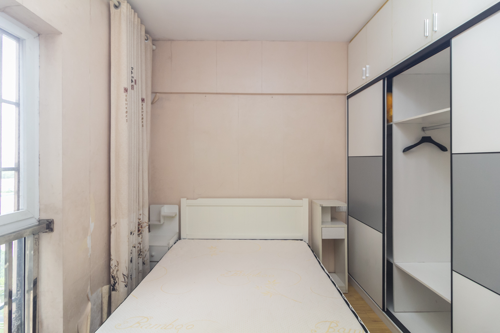 爵士湘 2室2厅1卫 45.8万 爵士湘 2室2厅1卫 45.8万卧室