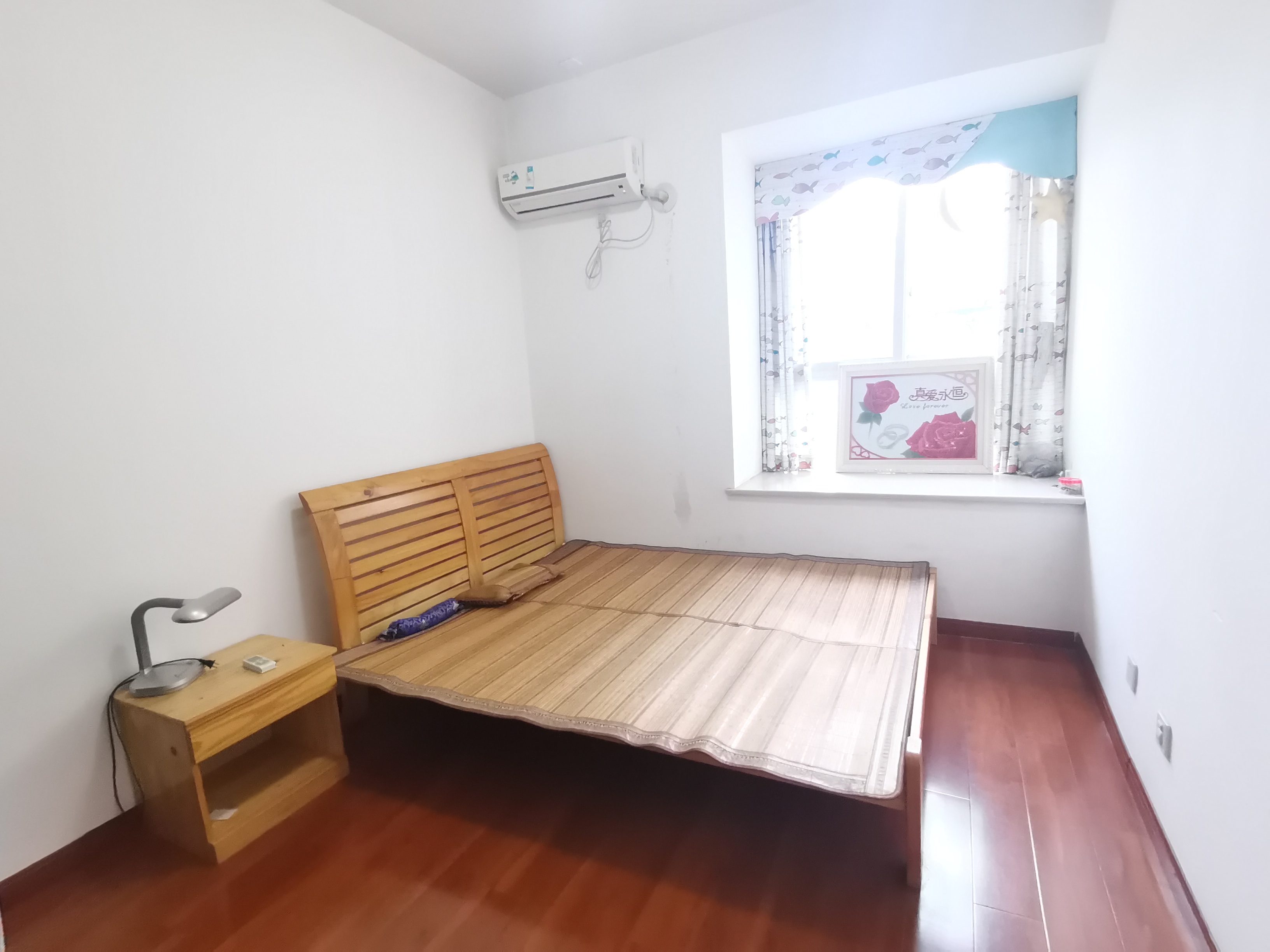 印象华都 4室2厅2卫 43.8万 印象华都 4室2厅2卫 43.8万室内图