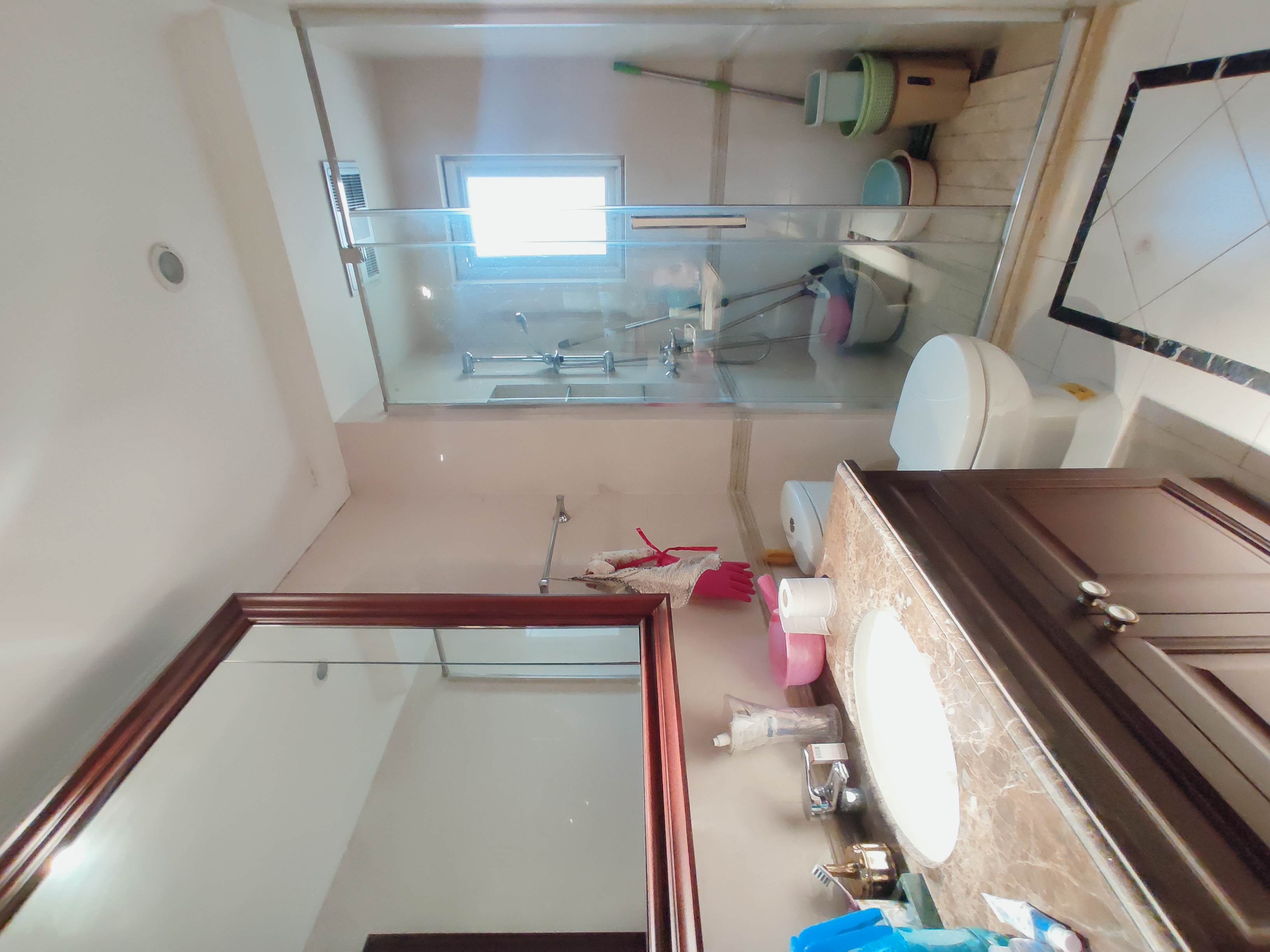 中海凯旋门  3室2厅2卫   370.00万客厅