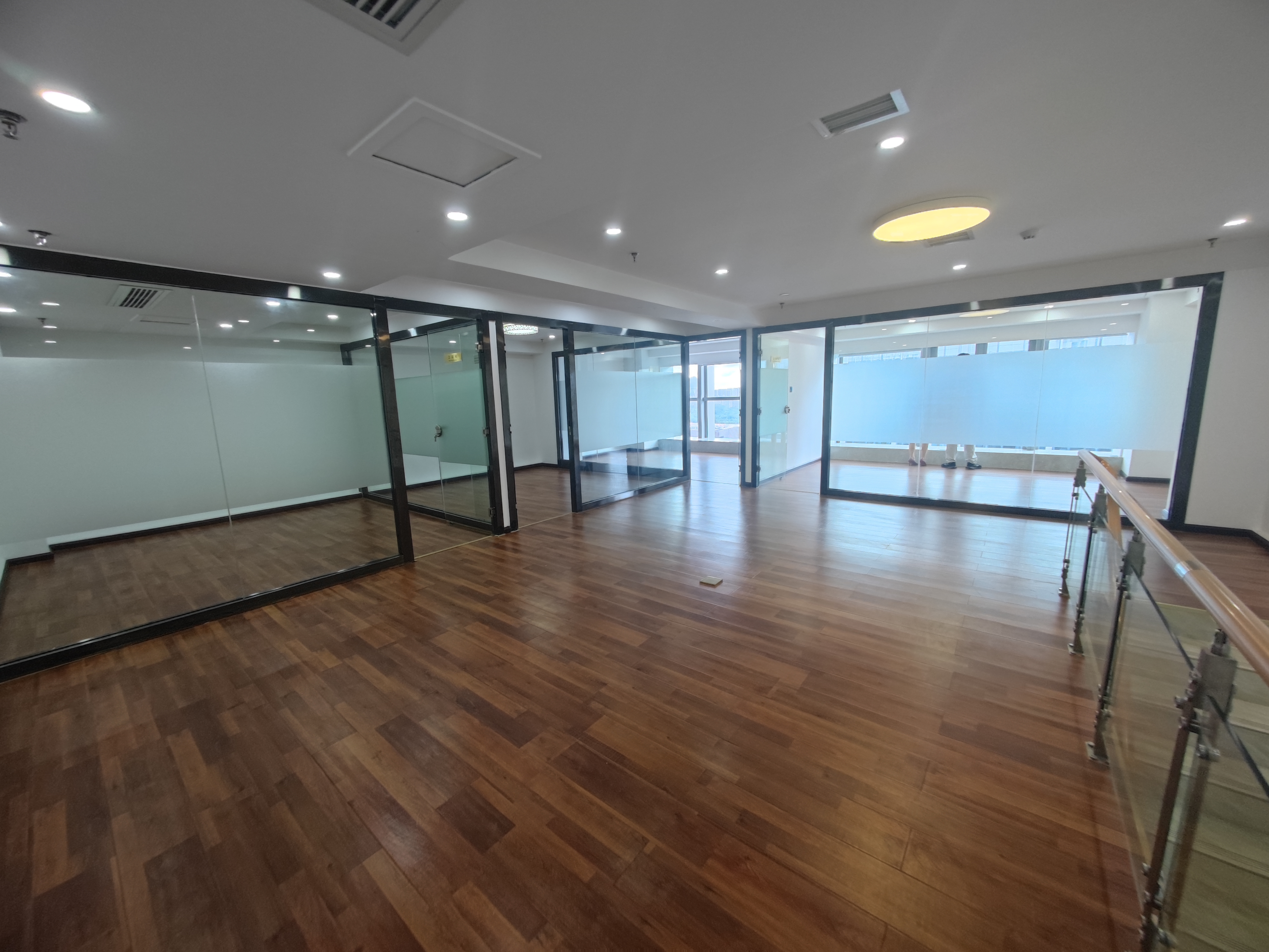 金融城一期  4室2厅0卫   12000.00元/月室内图