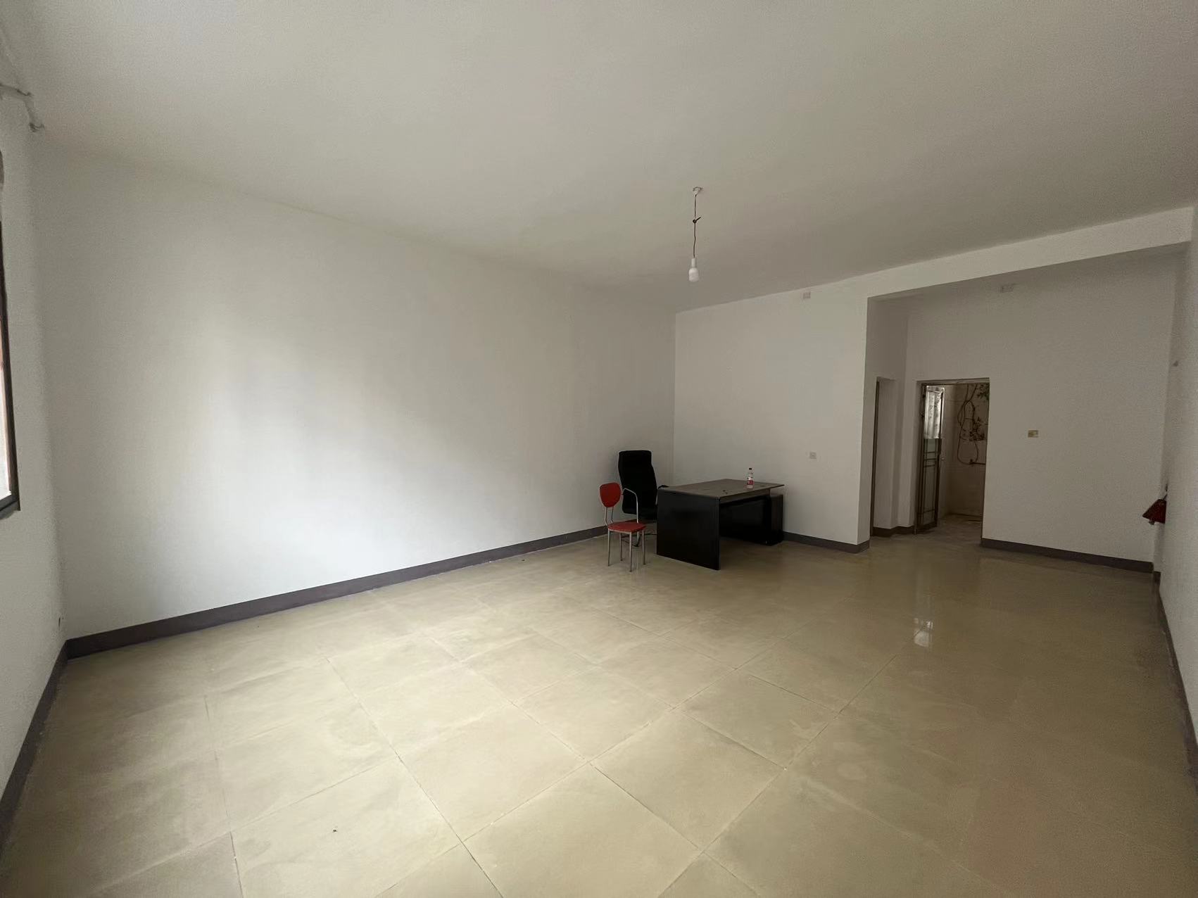 演武路散盘 3室2厅1卫 1000.00元/月 演武路散盘 3室2厅1卫 1000.00元/月室内图