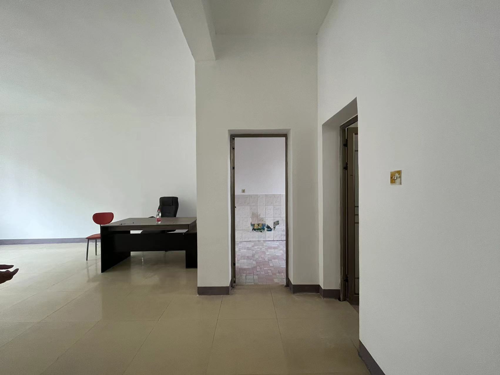 演武路散盘 3室2厅1卫 1000.00元/月 演武路散盘 3室2厅1卫 1000.00元/月室内图