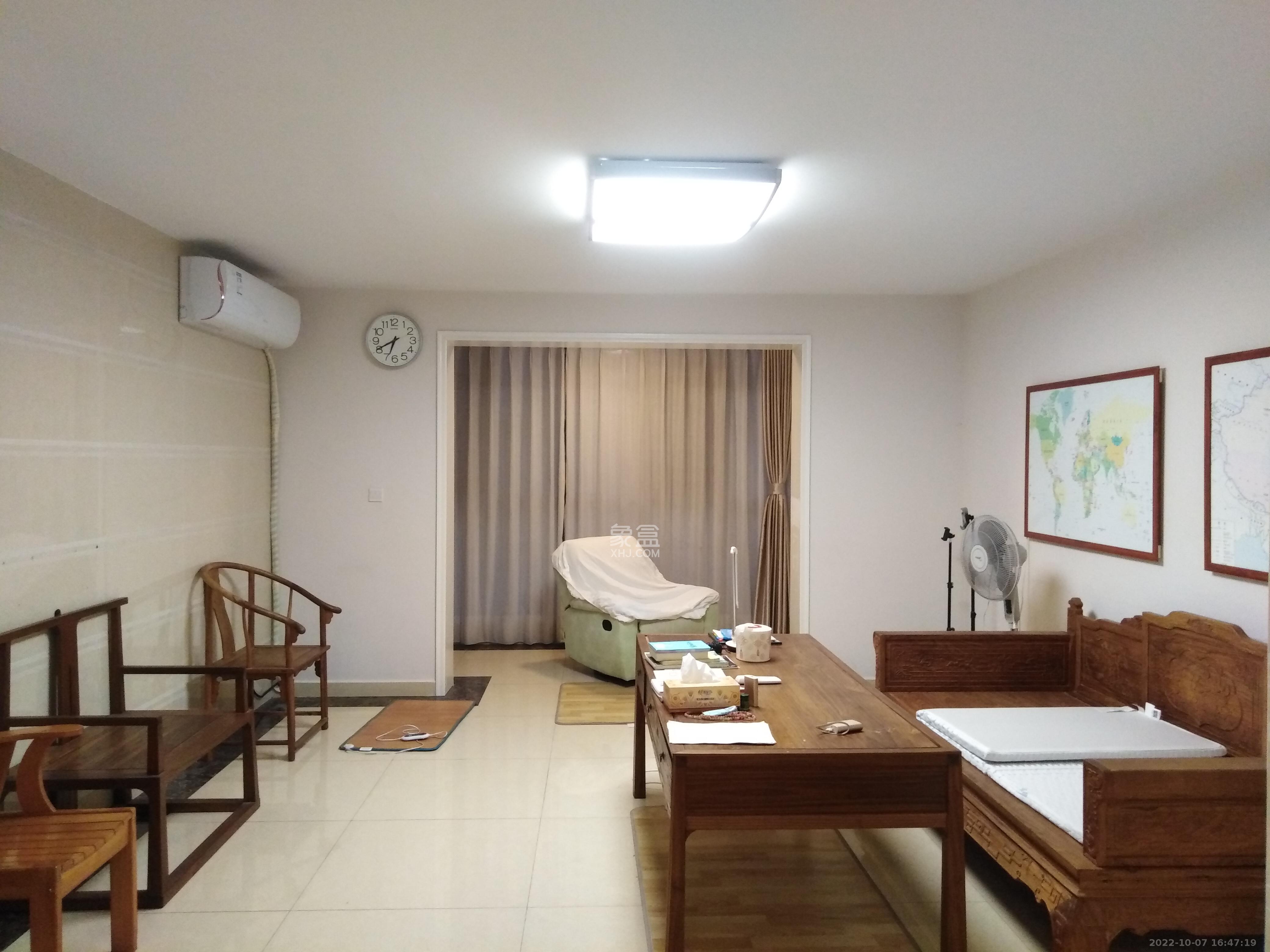 中天山语林居  3室2厅2卫    2600.0元/月室内图