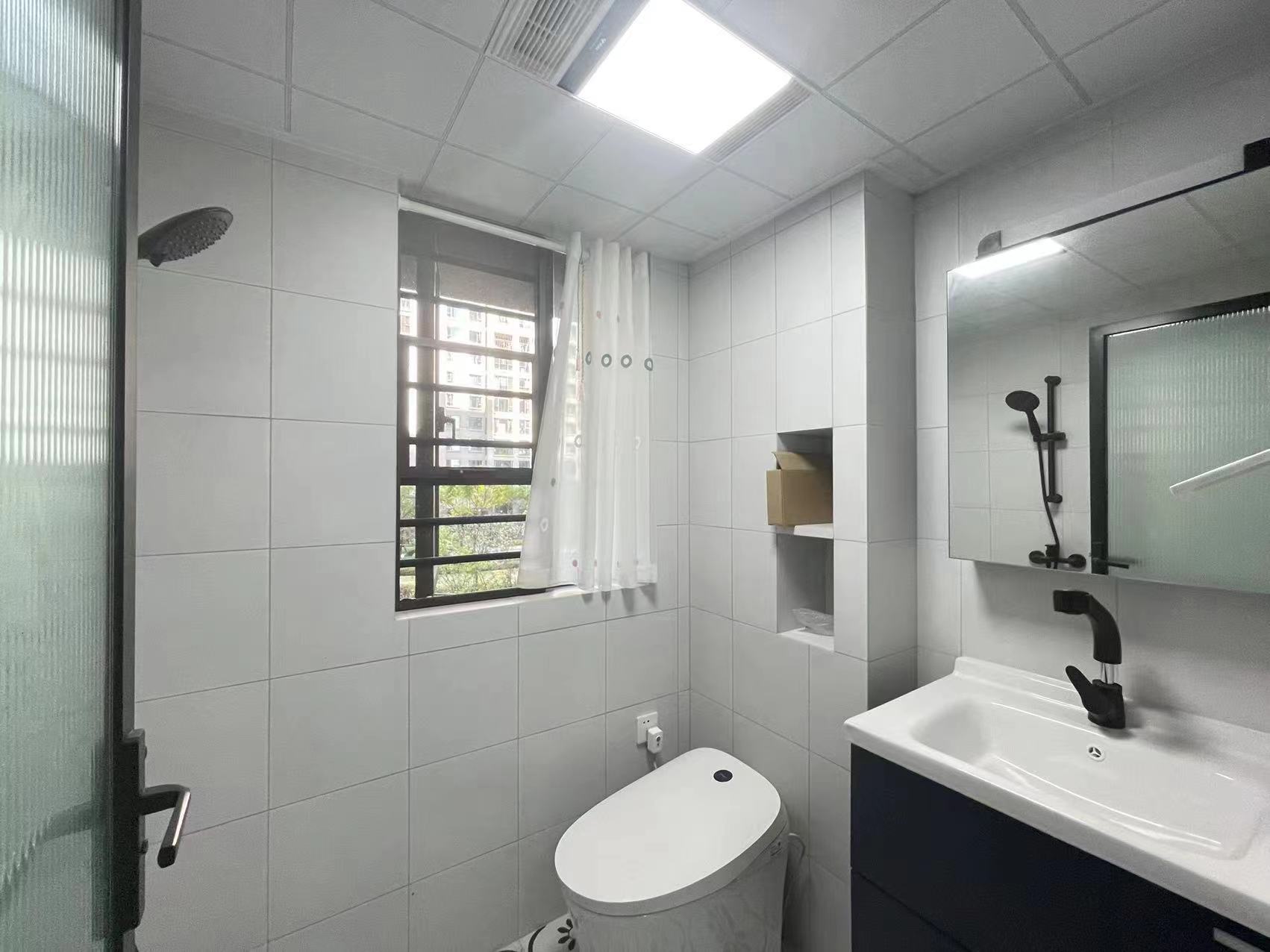 美的国宾府 3室2厅2卫 108.00万 美的国宾府 3室2厅2卫 108.00万客厅