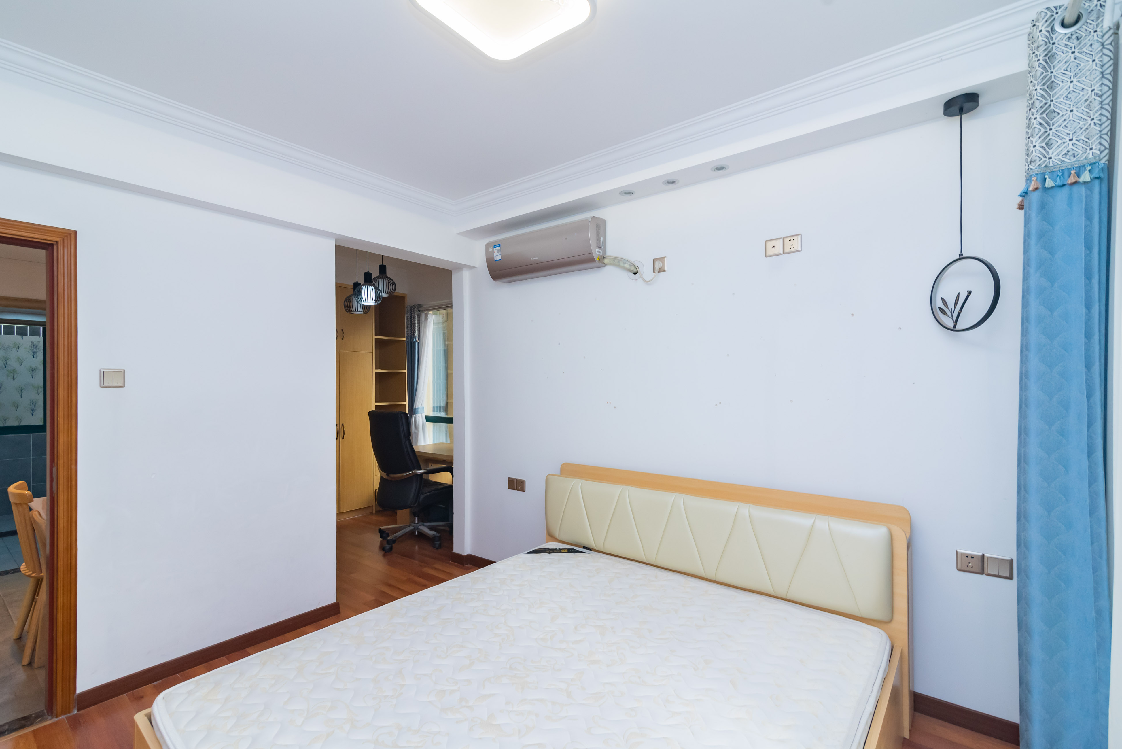 维一星城原山苑 2室2厅1卫 74.0万 维一星城原山苑 2室2厅1卫 74.0万卧室