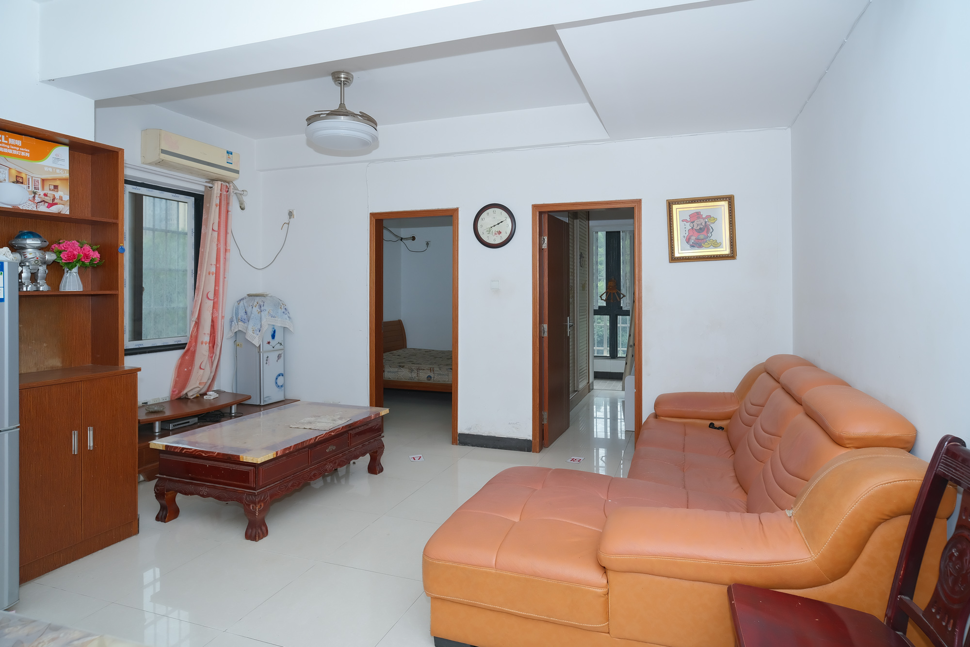 尚都花园城 3室1厅1卫 35.0万 尚都花园城 3室1厅1卫 35.0万客厅