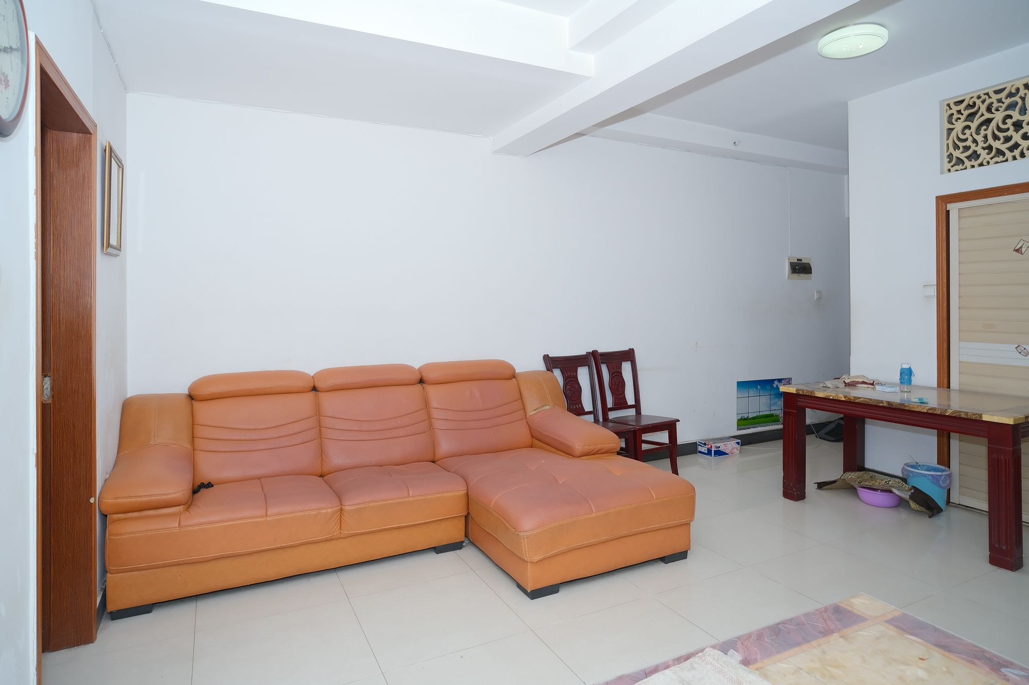 尚都花园城 3室1厅1卫 35.0万 尚都花园城 3室1厅1卫 35.0万客厅