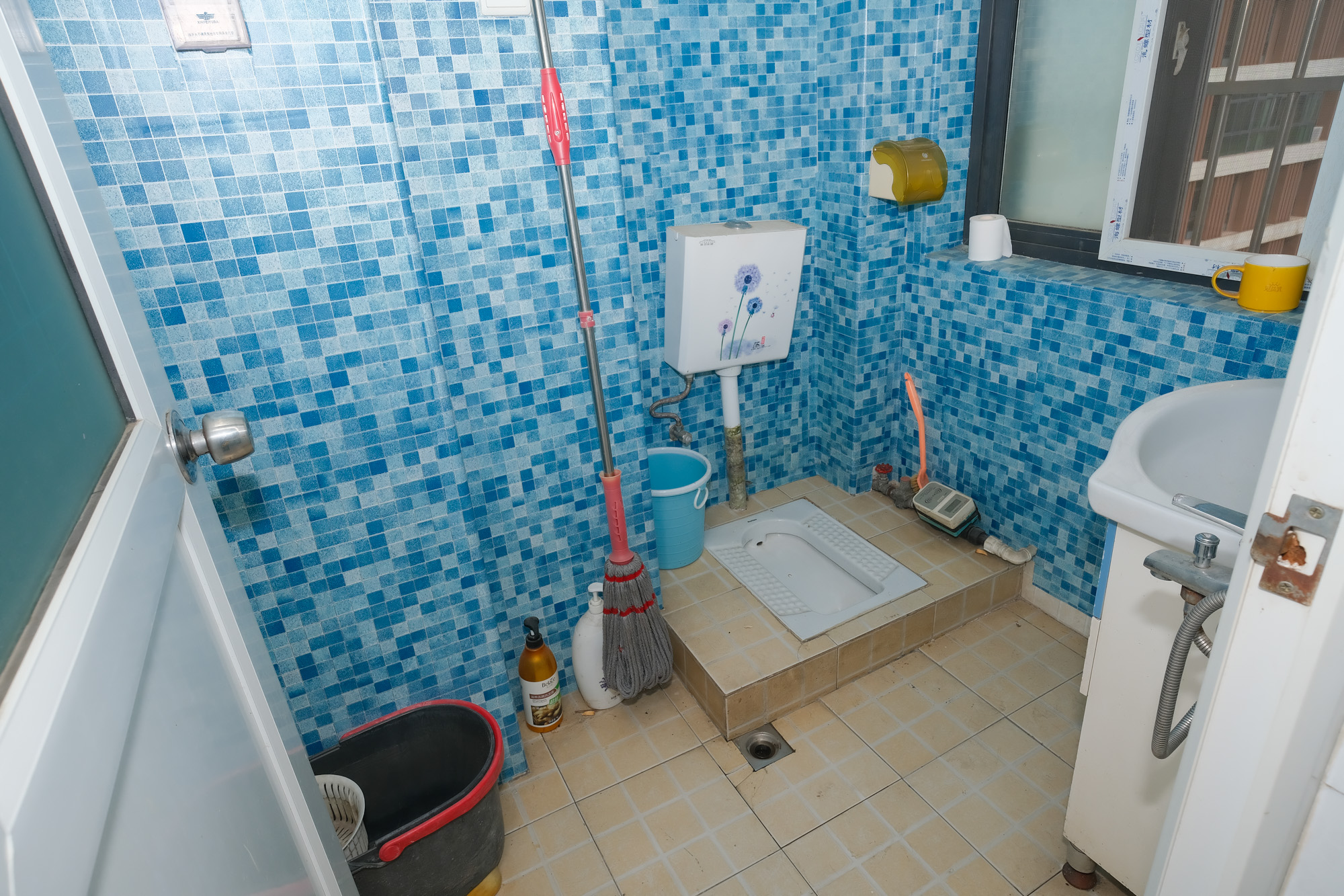 尚都花园城 3室1厅1卫 35.0万 尚都花园城 3室1厅1卫 35.0万卫生间