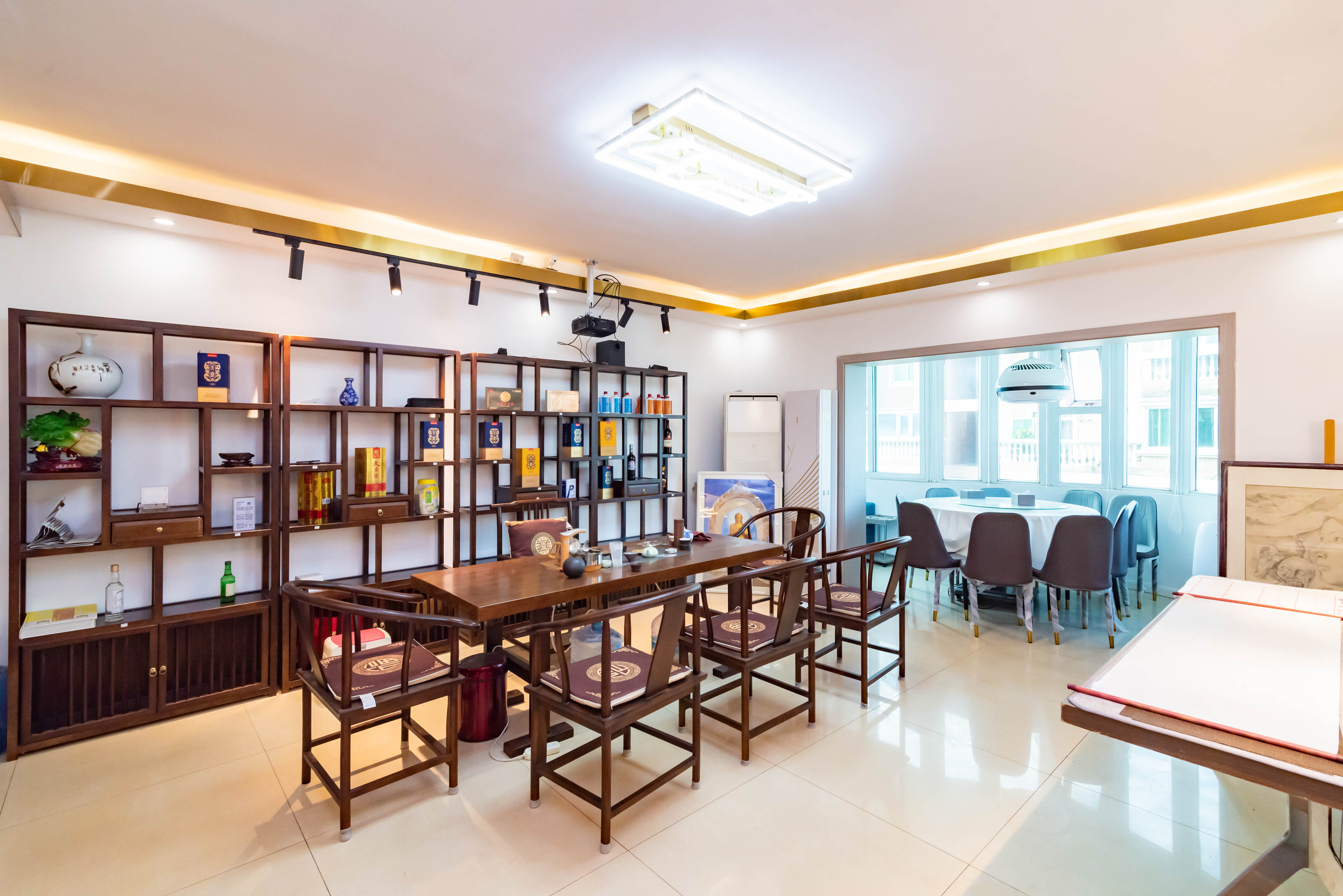 新华联家园  5室2厅2卫    185.0万 新华联家园  5室2厅2卫    185.0万