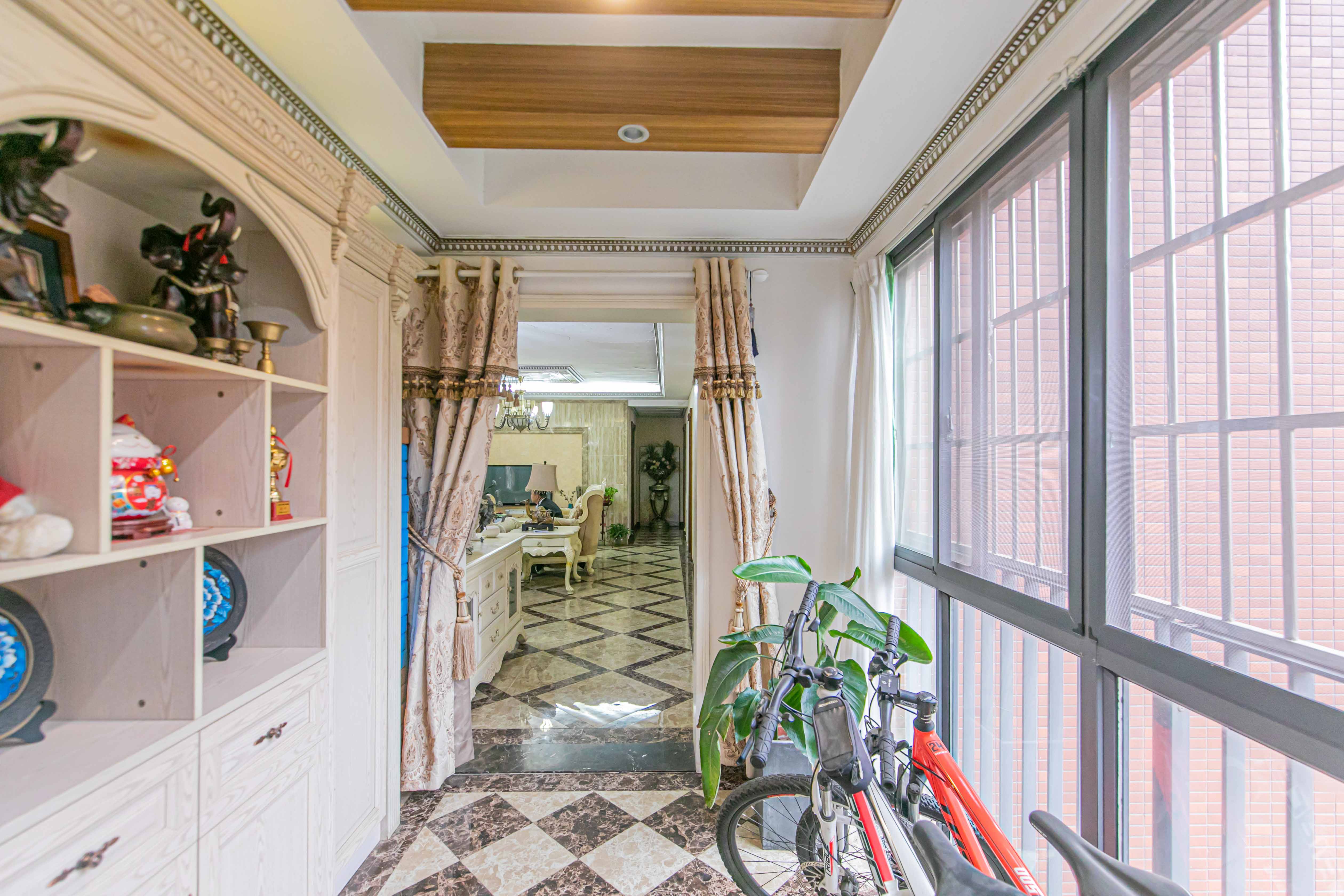 华润凤凰城二期 5室2厅2卫 148.0万 华润凤凰城二期 5室2厅2卫 148.0万其他