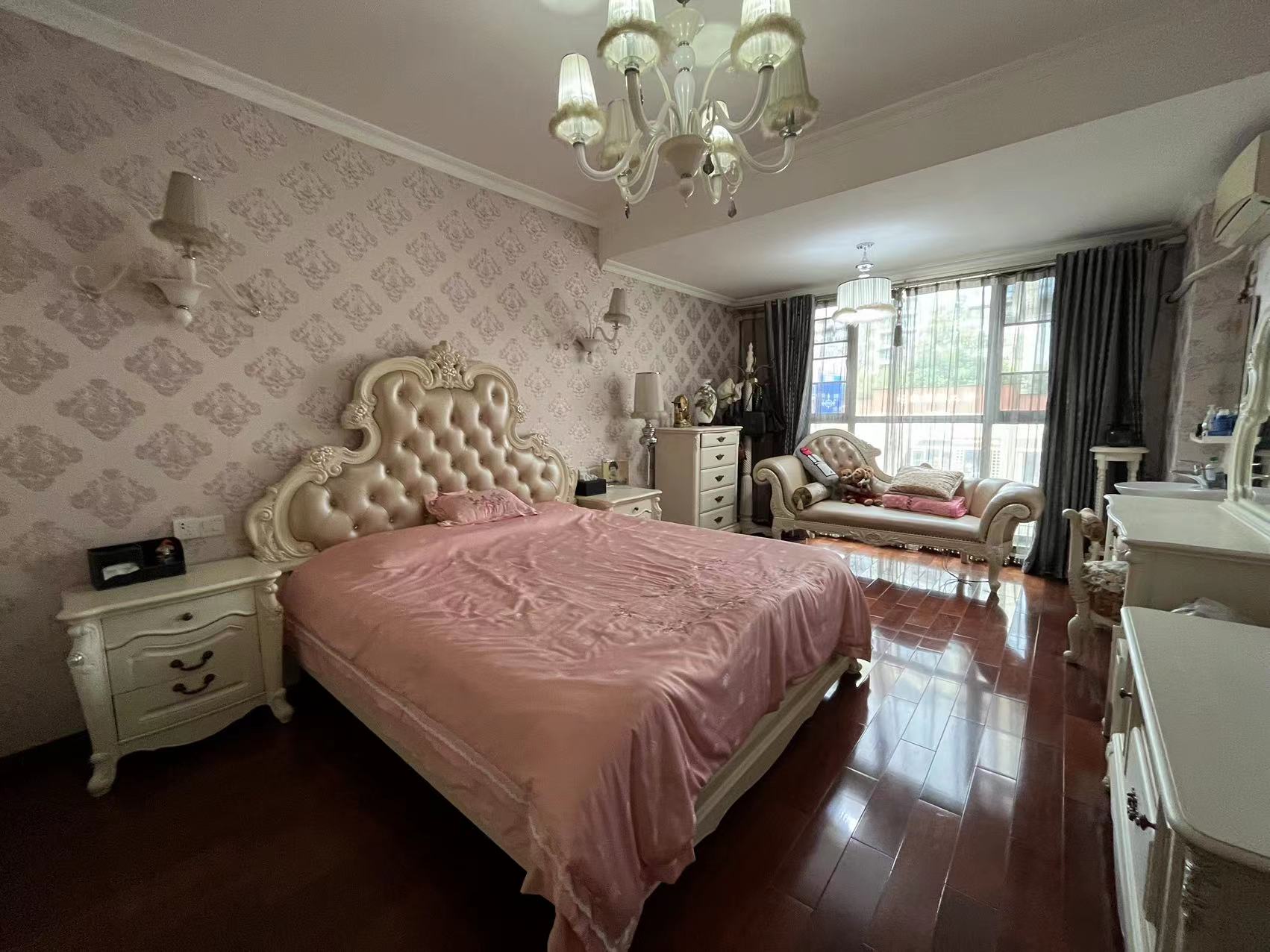 佳兆业金域天下一期 4室2厅3卫 300.0万 佳兆业金域天下一期 4室2厅3卫 300.0万室内图