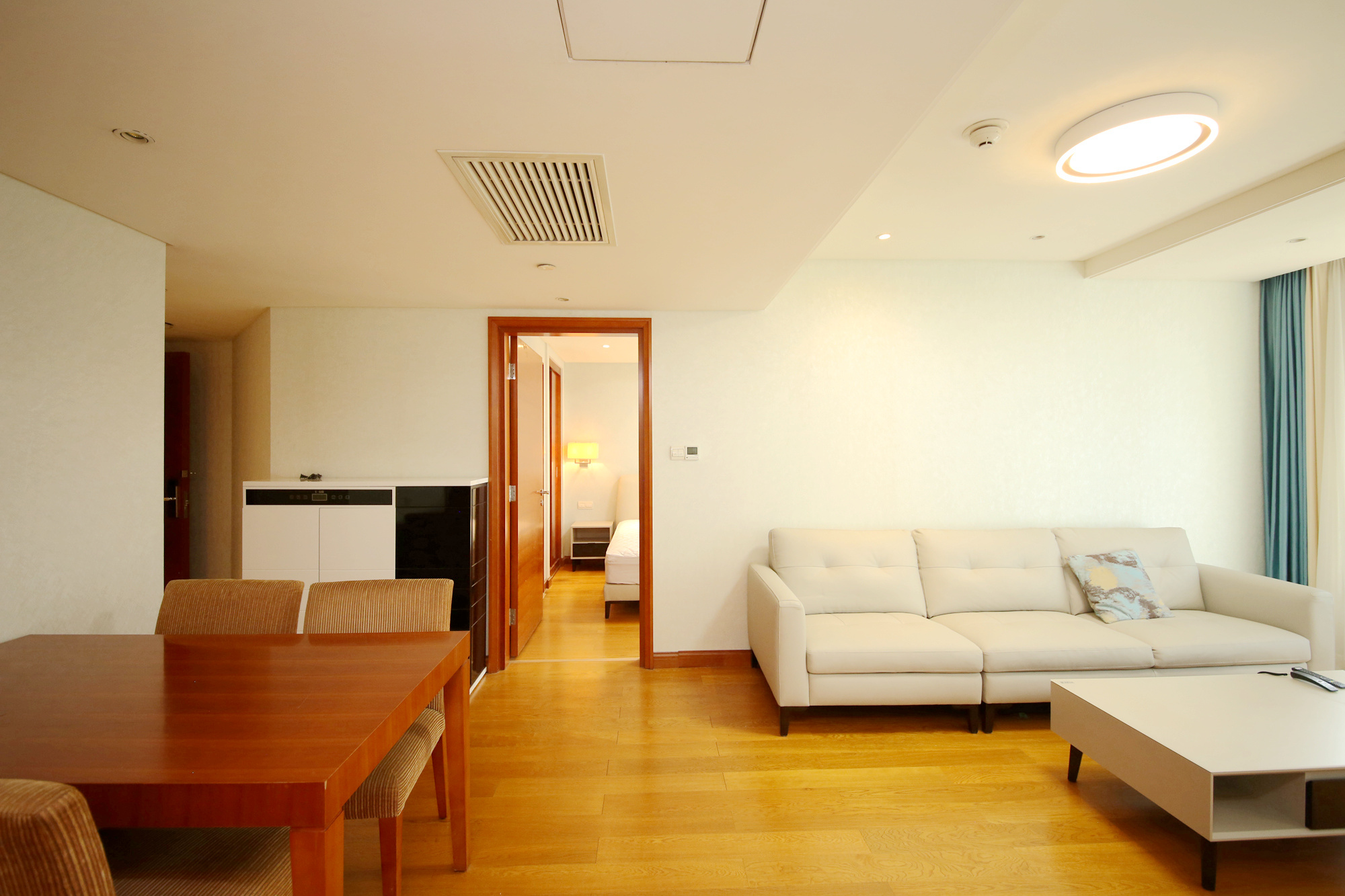 运达国际广场  2室2厅1卫    179.0万客厅