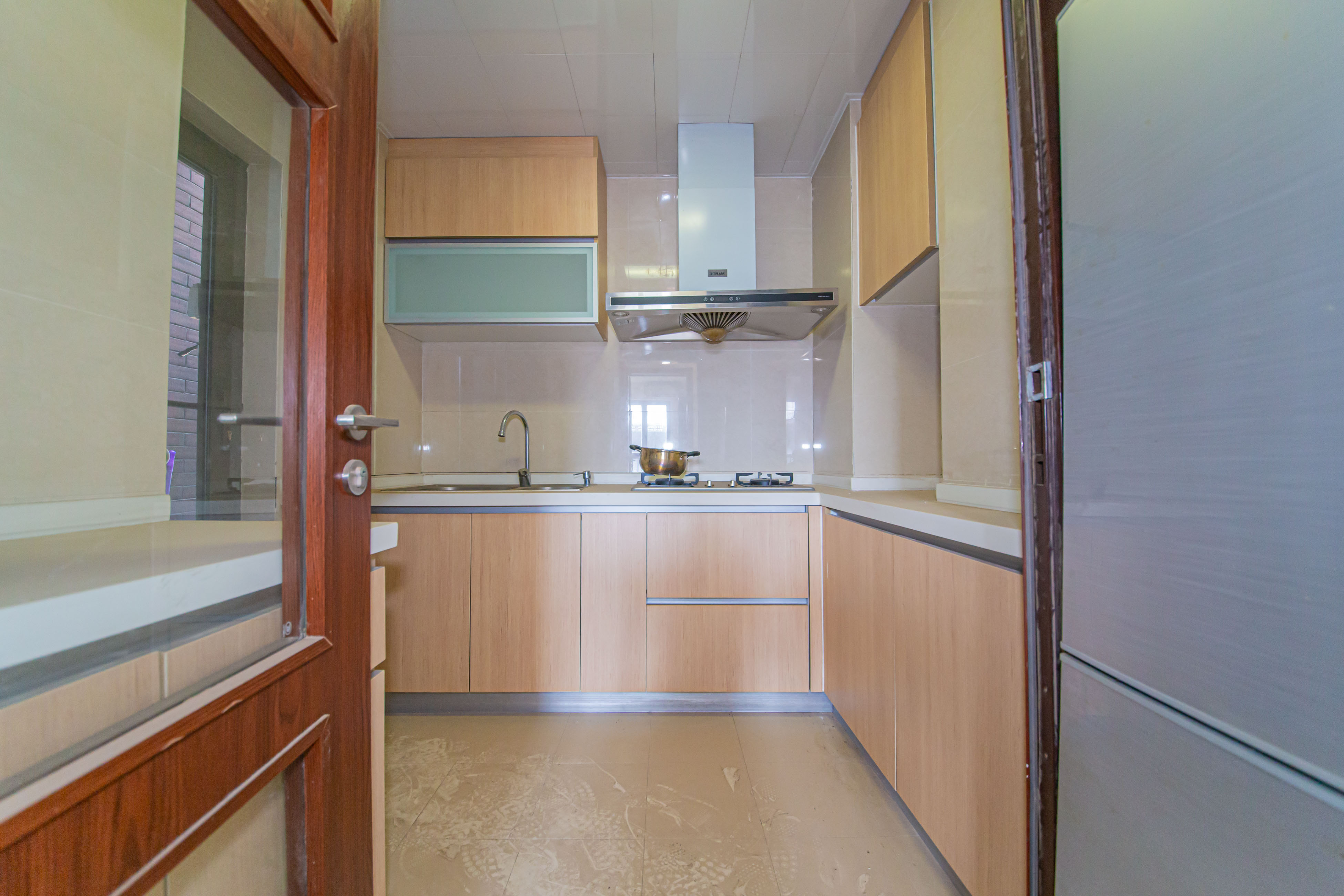 绿地公馆（绿地名邸）  3室2厅1卫    94.99万厨房