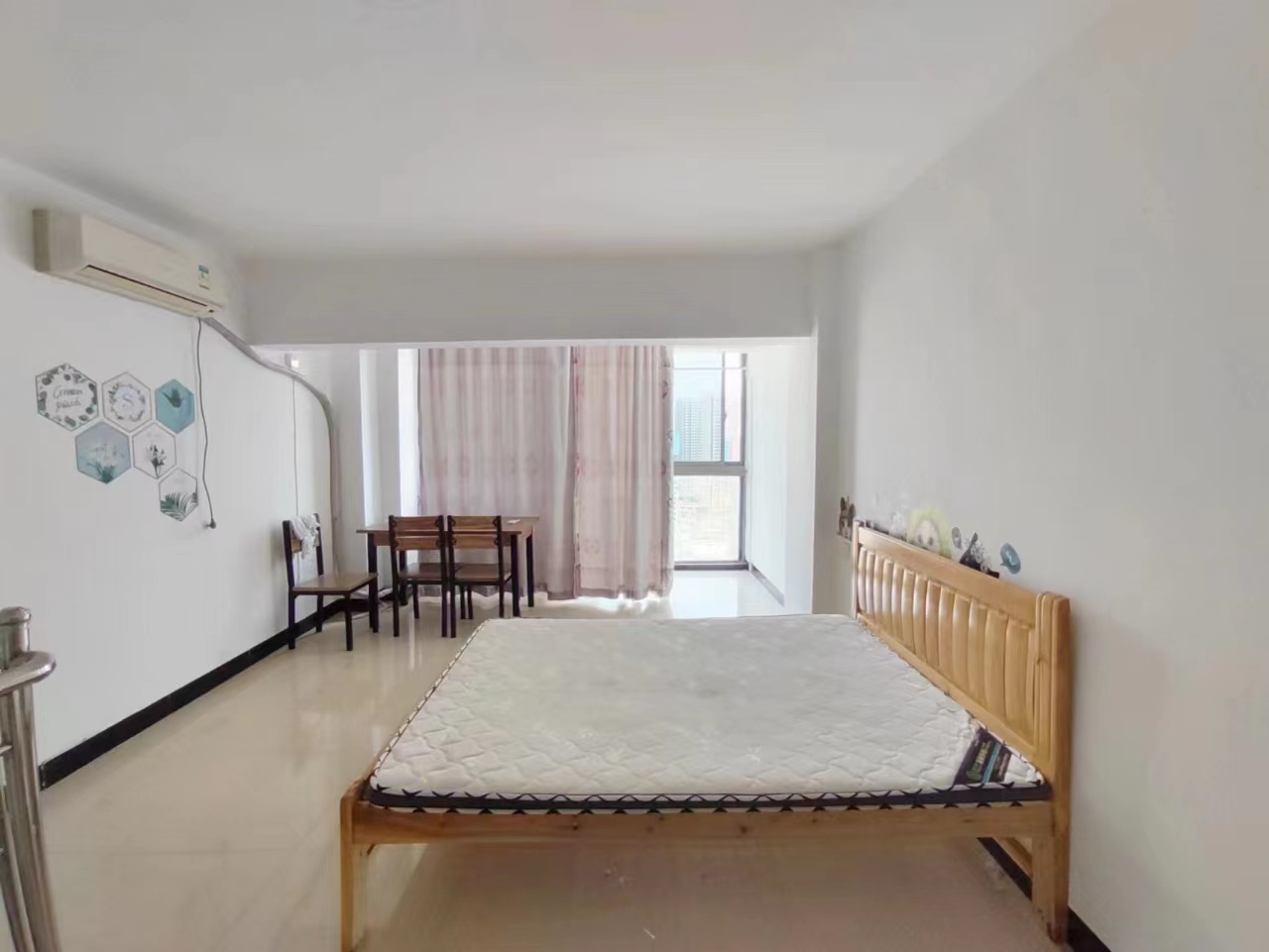 建鑫二期  2室1厅1卫   35.00万客厅