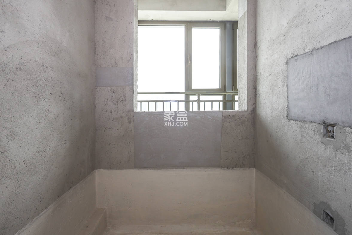 远洋外滩壹号  4室2厅3卫    406.0万 远洋外滩壹号  4室2厅3卫    406.0万卫生间