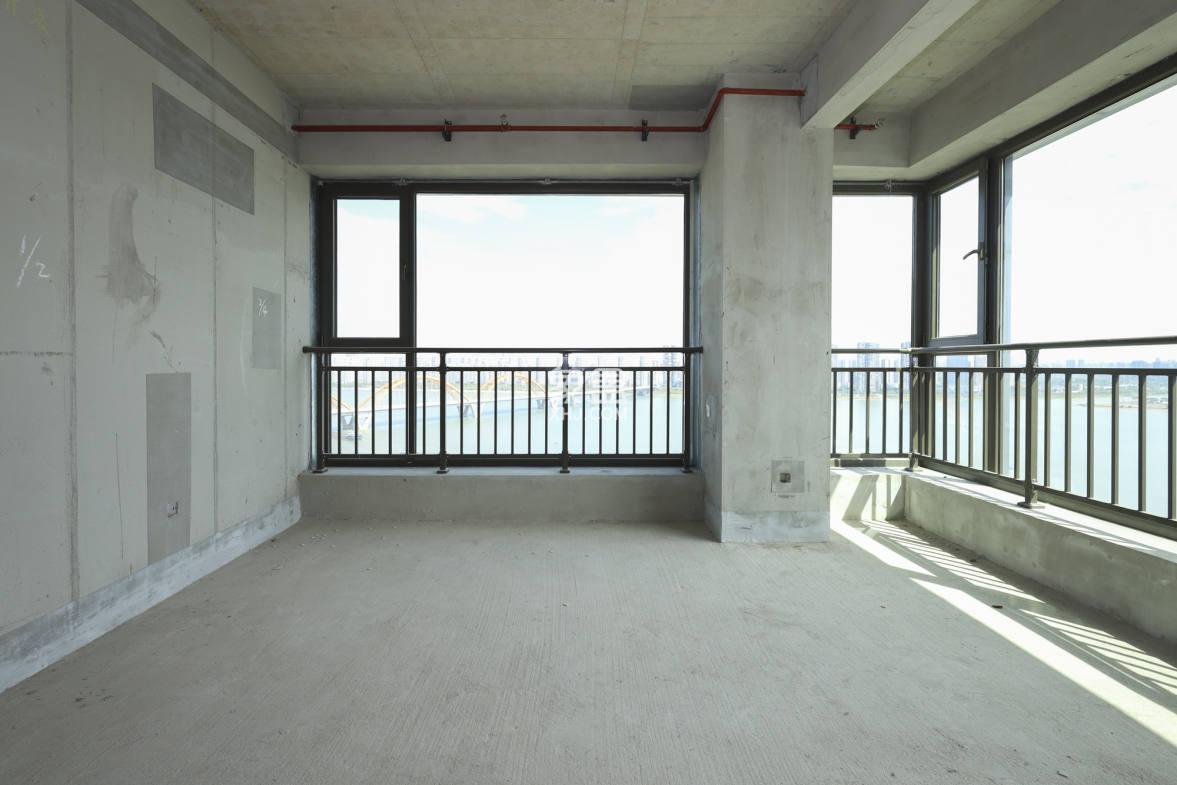 远洋外滩壹号  4室2厅3卫    406.0万 远洋外滩壹号  4室2厅3卫    406.0万卧室