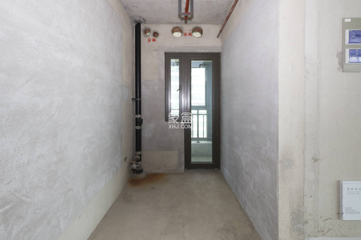 远洋外滩壹号  4室2厅3卫    406.0万 远洋外滩壹号  4室2厅3卫    406.0万厨房