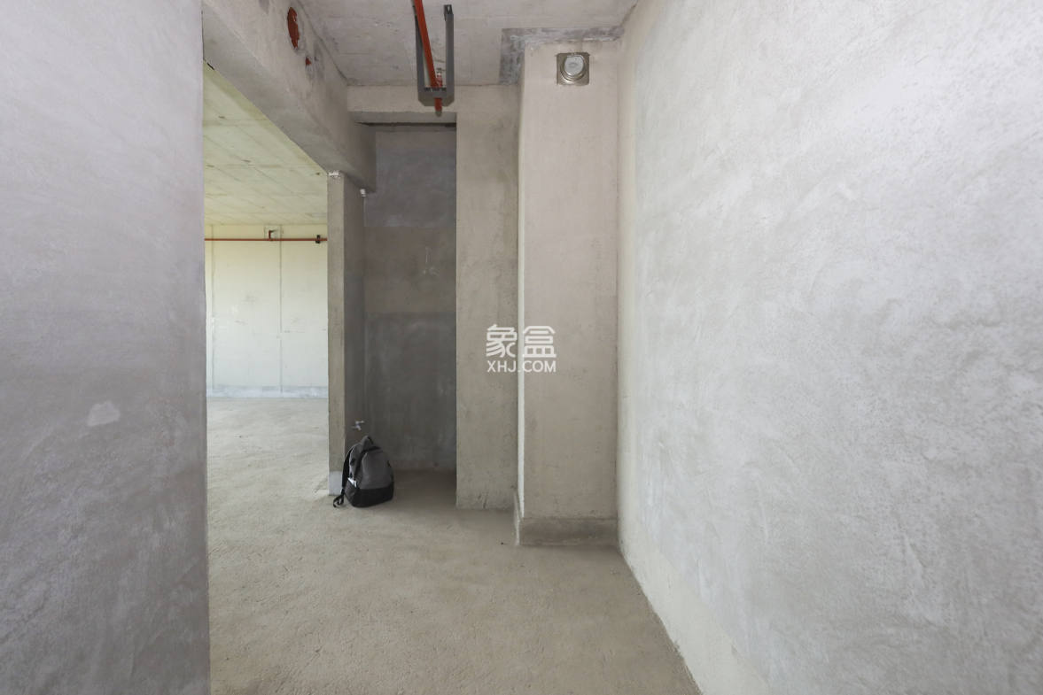 远洋外滩壹号  4室2厅3卫    406.0万 远洋外滩壹号  4室2厅3卫    406.0万厨房