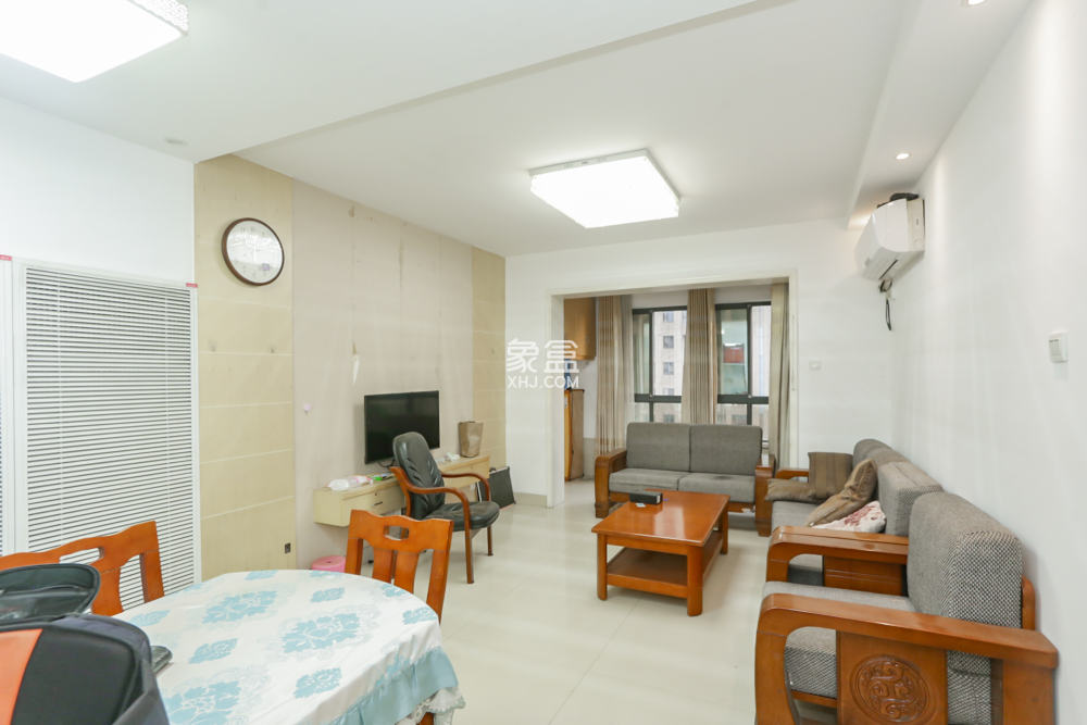 长房时代城  3室2厅1卫    85.0万