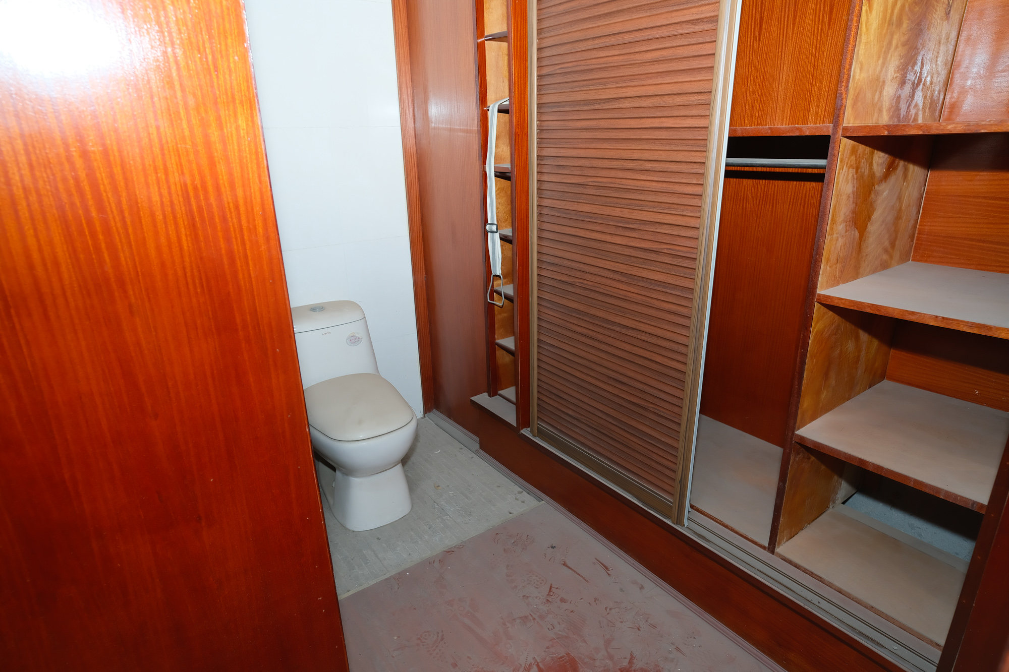 楚天家园  3室2厅2卫    78.8万 楚天家园  3室2厅2卫    78.8万卫生间