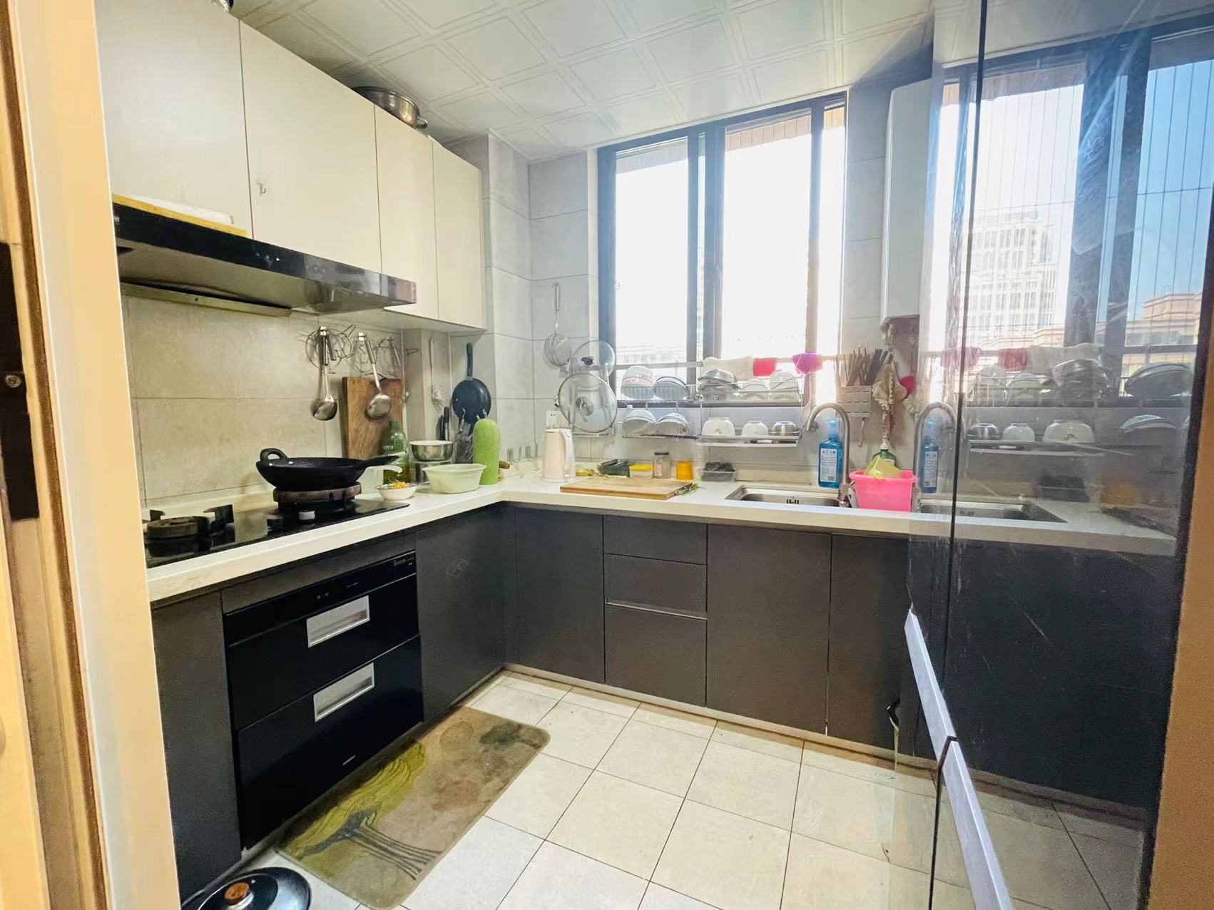 旺城天悦领秀香江 5室2厅2卫 112.0万 旺城天悦领秀香江 5室2厅2卫 112.0万室内图