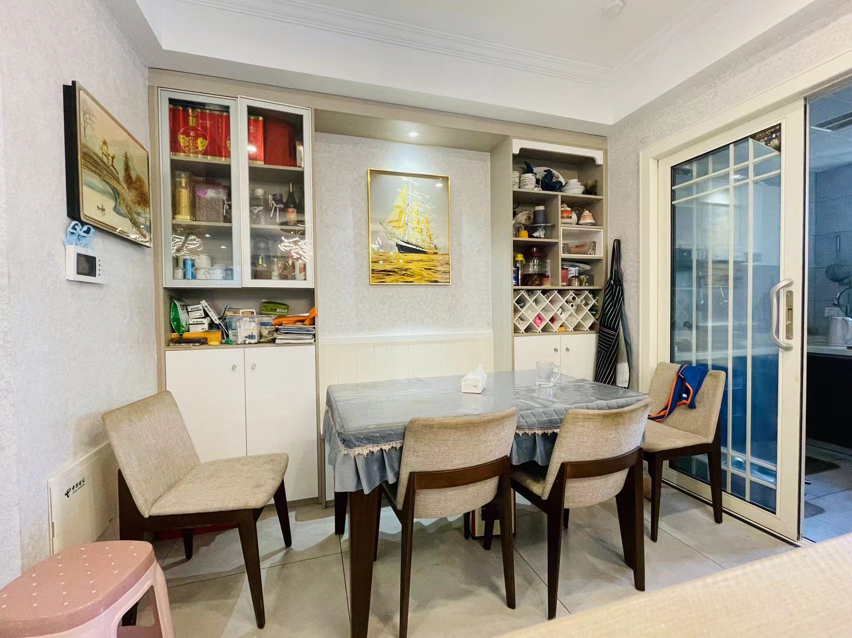 旺城天悦领秀香江 5室2厅2卫 112.0万 旺城天悦领秀香江 5室2厅2卫 112.0万室内图