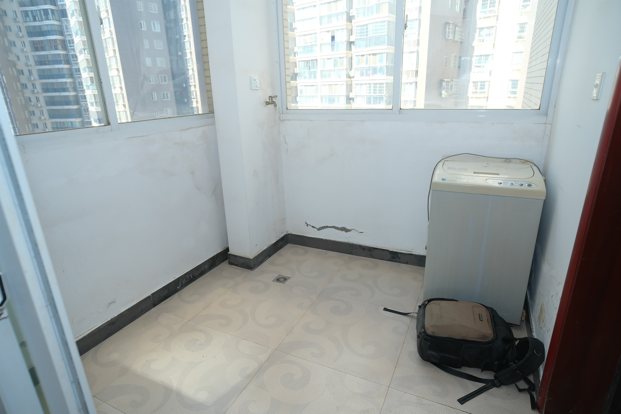 世景华庭  3室2厅2卫    71.9万其他