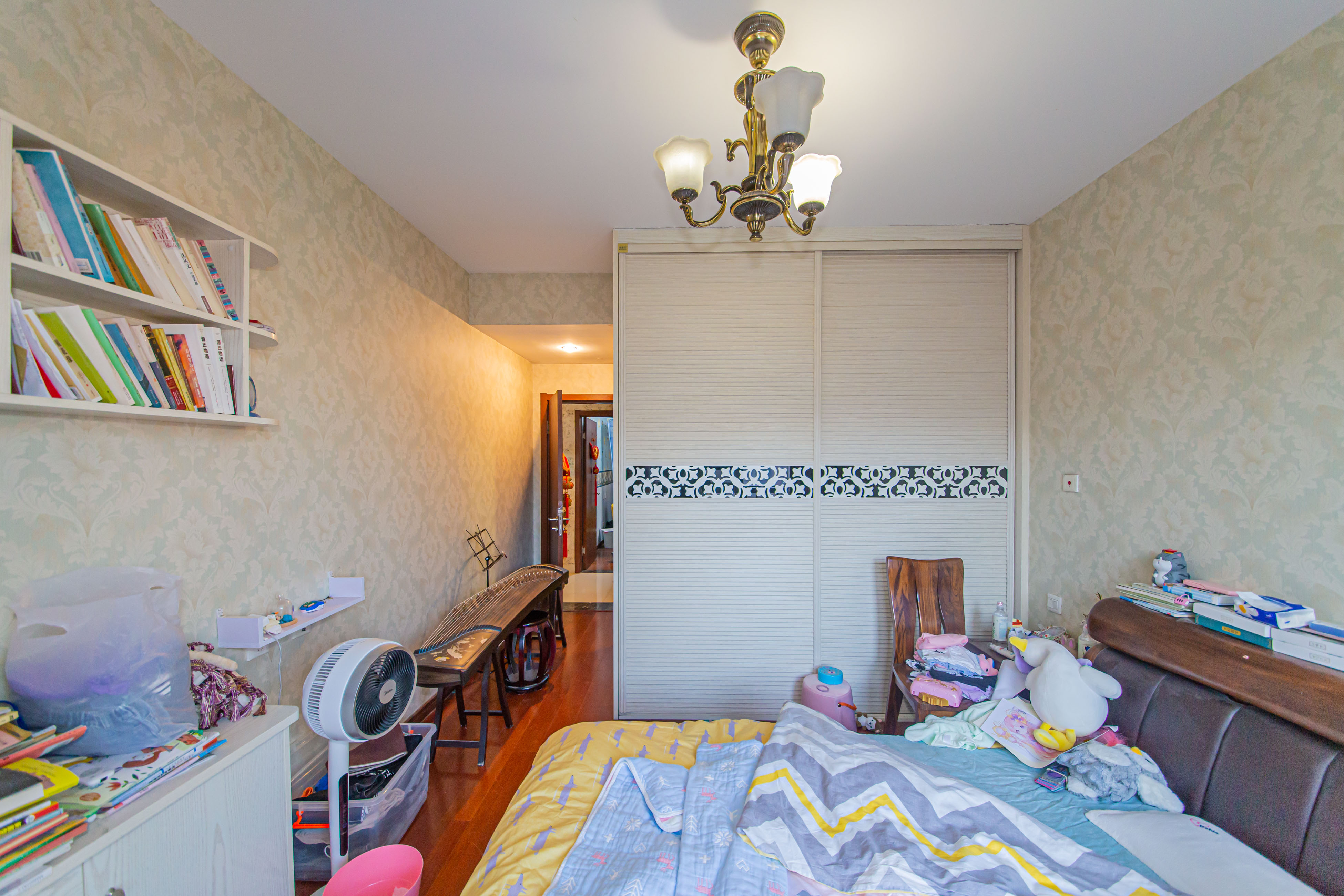 绿地公馆(绿地名邸)  3室2厅1卫    146.0万 绿地公馆(绿地名邸)  3室2厅1卫    146.0万卧室