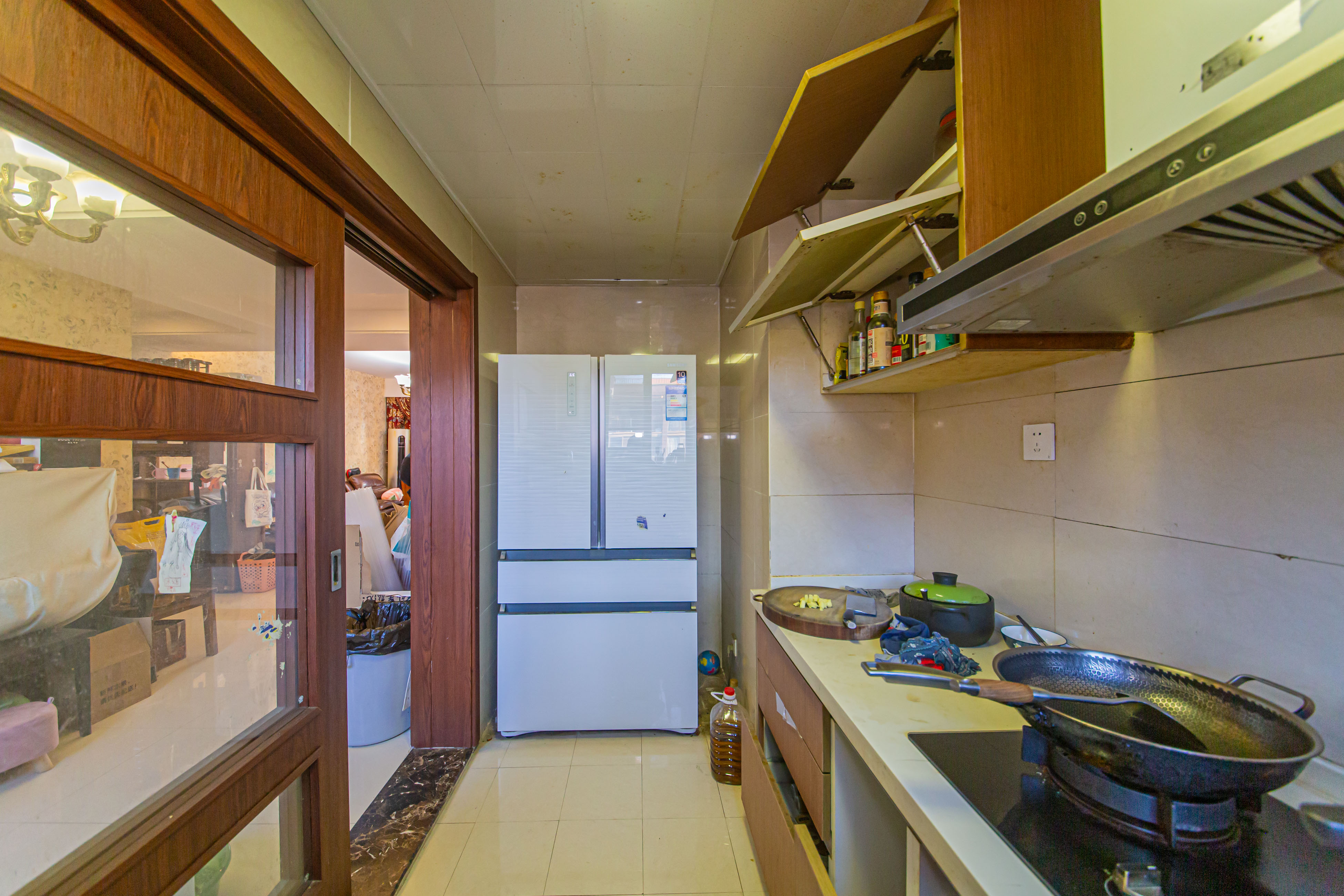 绿地公馆(绿地名邸)  3室2厅1卫    146.0万 绿地公馆(绿地名邸)  3室2厅1卫    146.0万厨房