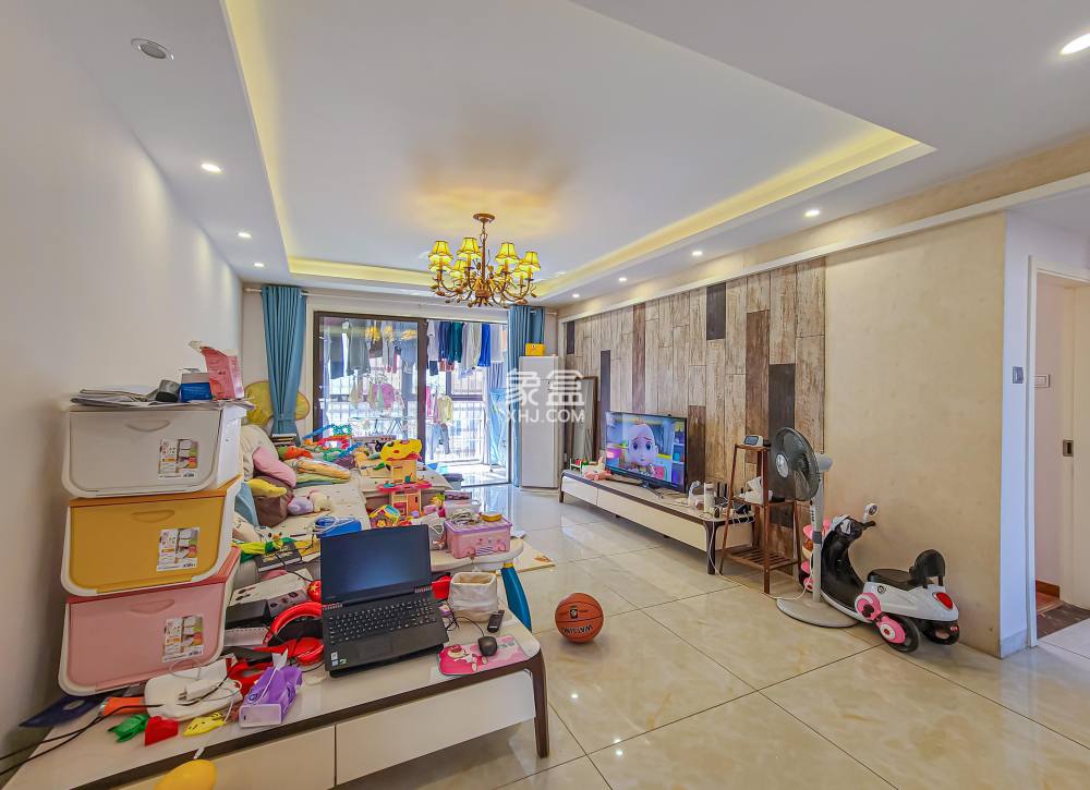 华润五彩城  3室2厅1卫    116.0万