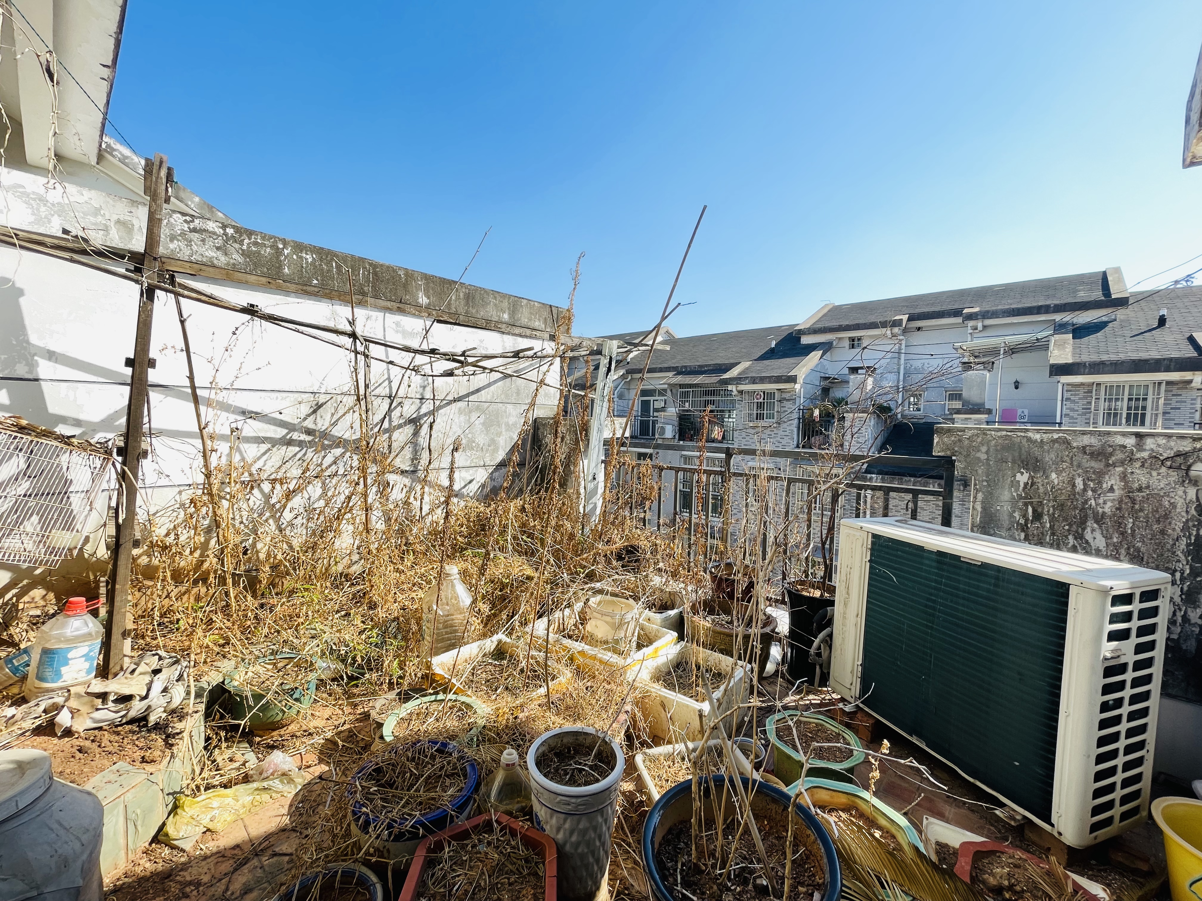 东环新城  7室4厅2卫   65.00万室内图
