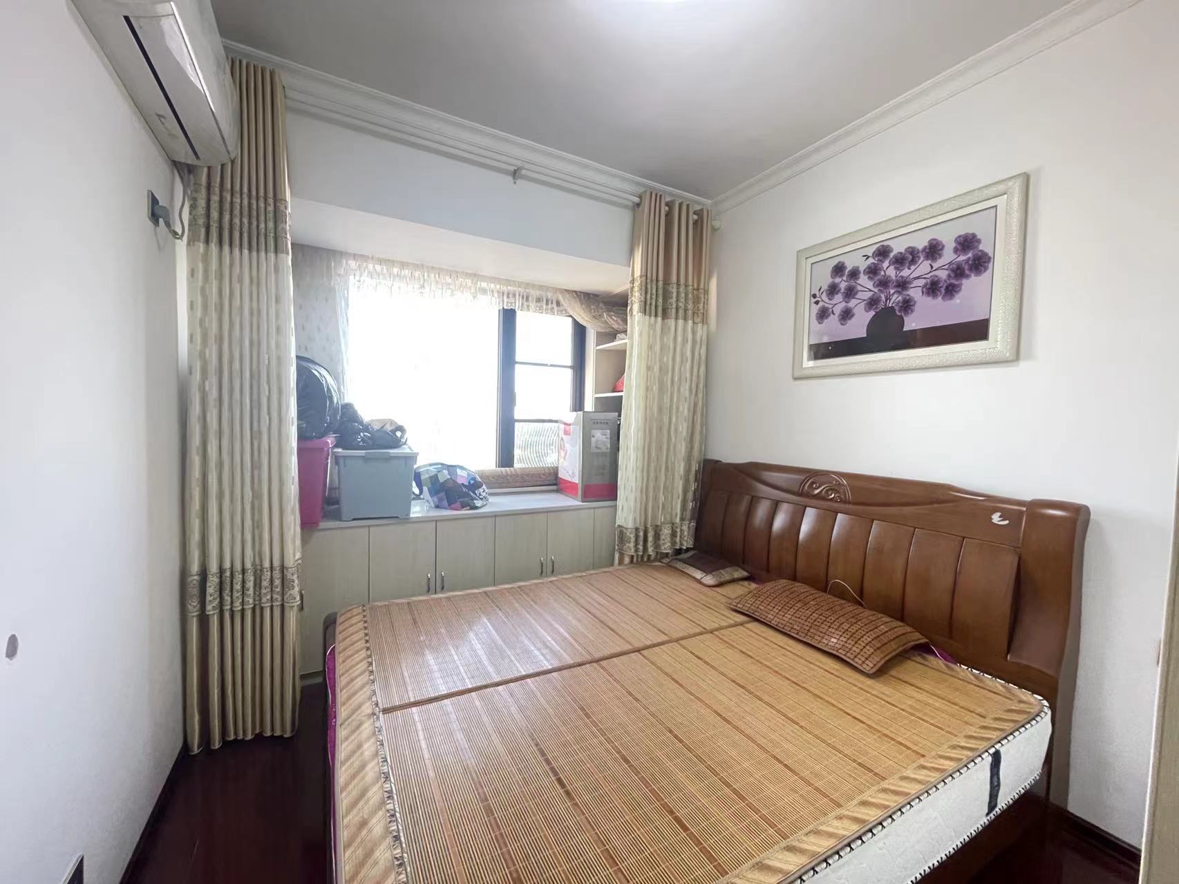 凯旋名门人民中路1006号 3室2厅2卫 80.0万 凯旋名门人民中路1006号 3室2厅2卫 80.0万室内图