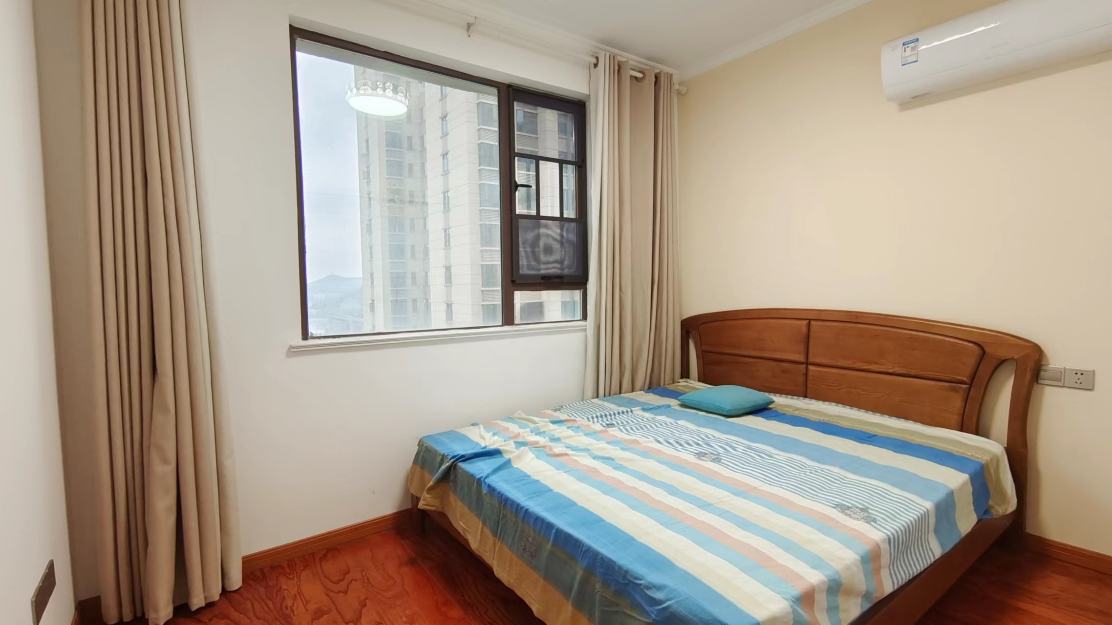 中欧昆仑首府 3室2厅2卫 72.80万 中欧昆仑首府 3室2厅2卫 72.80万室内图