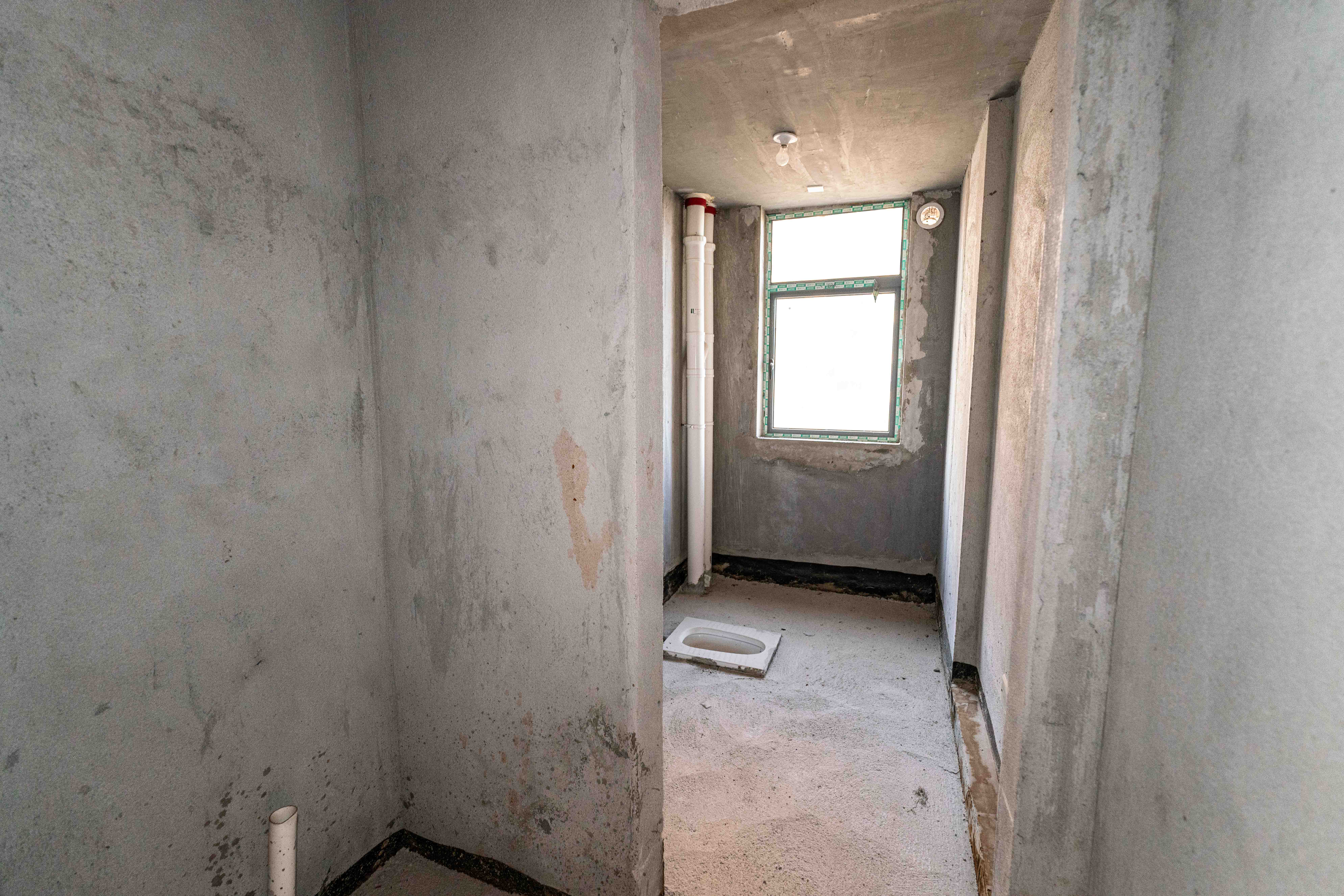 和美星城  4室2厅2卫    142.0万卫生间