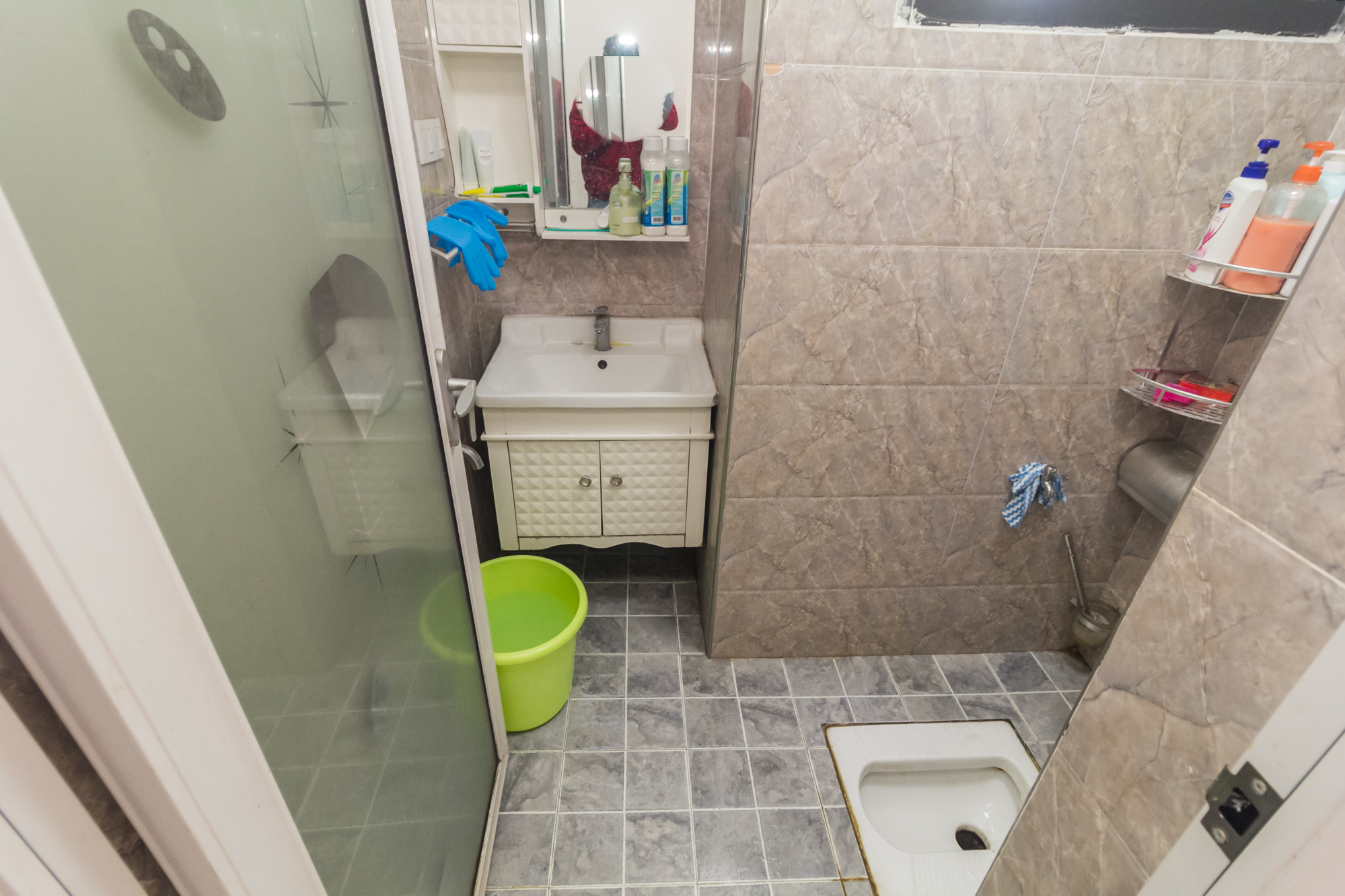 深业睿城 2室1厅1卫 33.8万 深业睿城 2室1厅1卫 33.8万卫生间