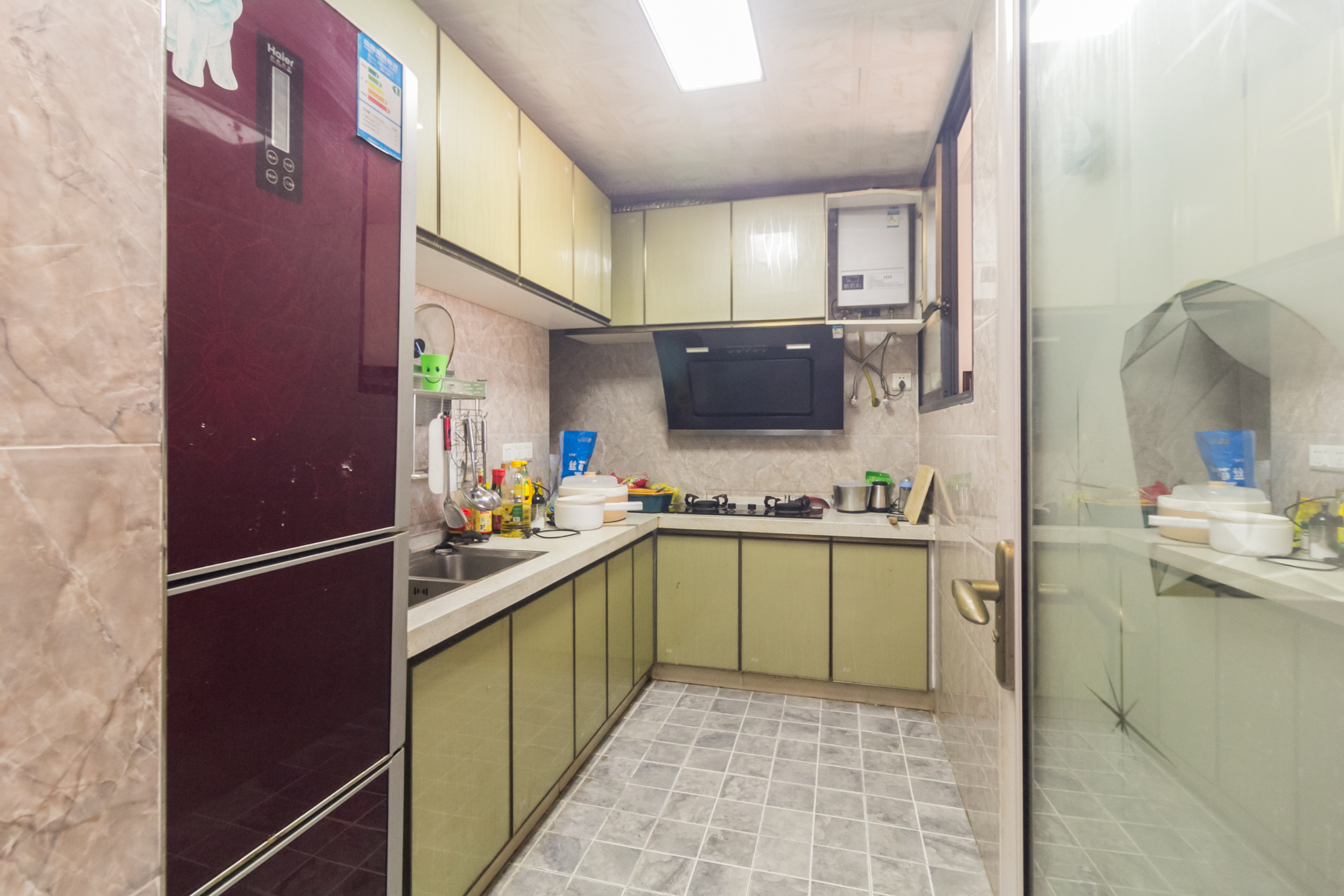 深业睿城 2室1厅1卫 33.8万 深业睿城 2室1厅1卫 33.8万厨房