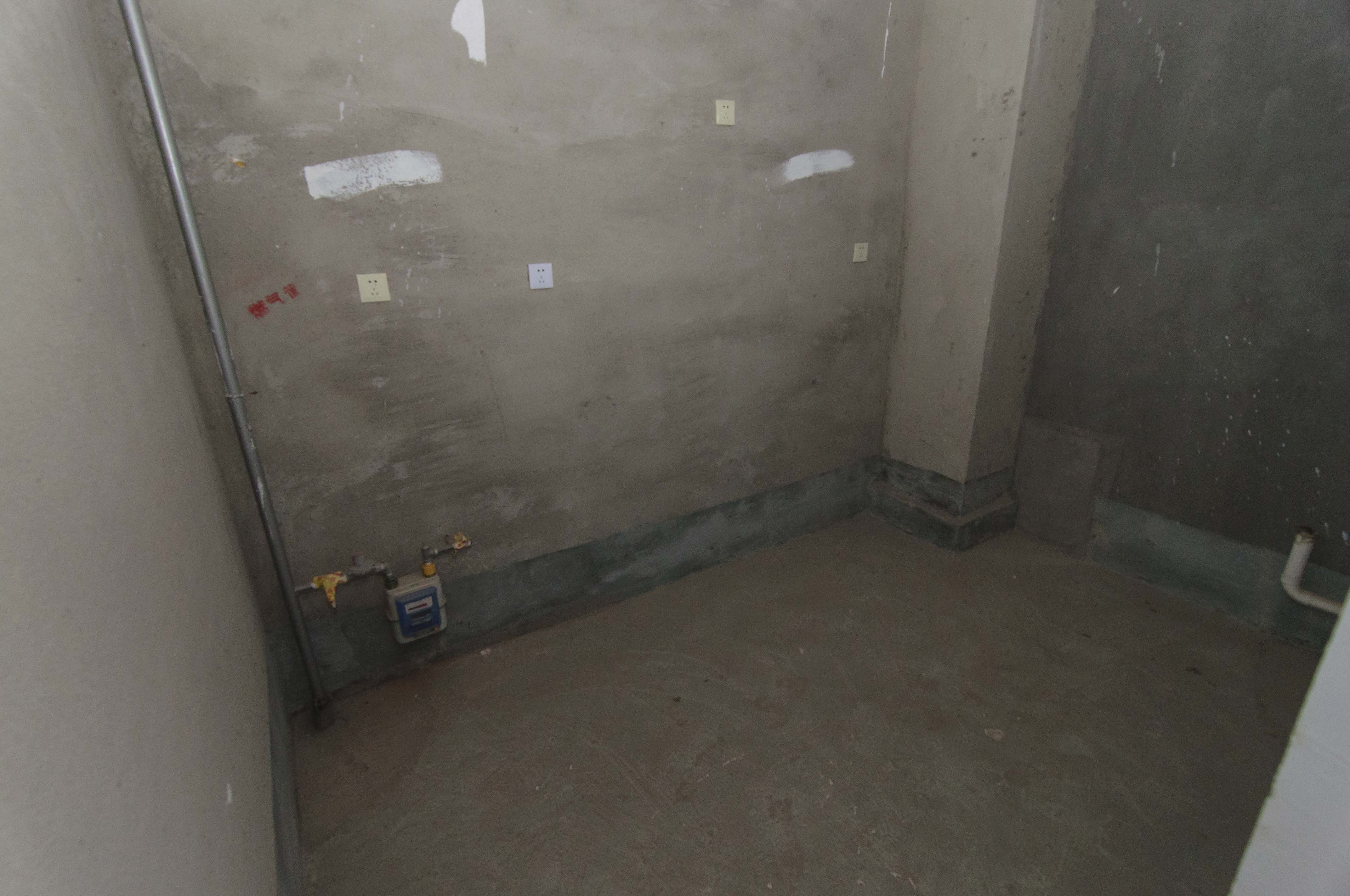 中建江山壹号  4室2厅1卫    580.0万其他