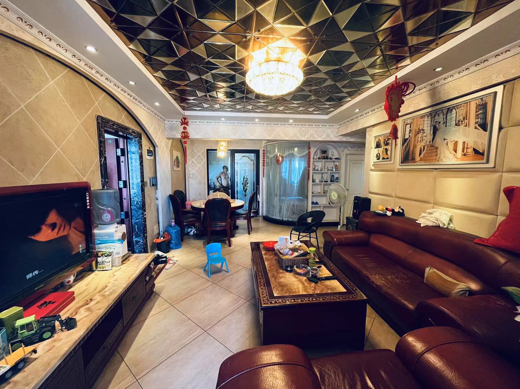 九天国际  3室2厅2卫    85.8万 九天国际  3室2厅2卫    85.8万室内图