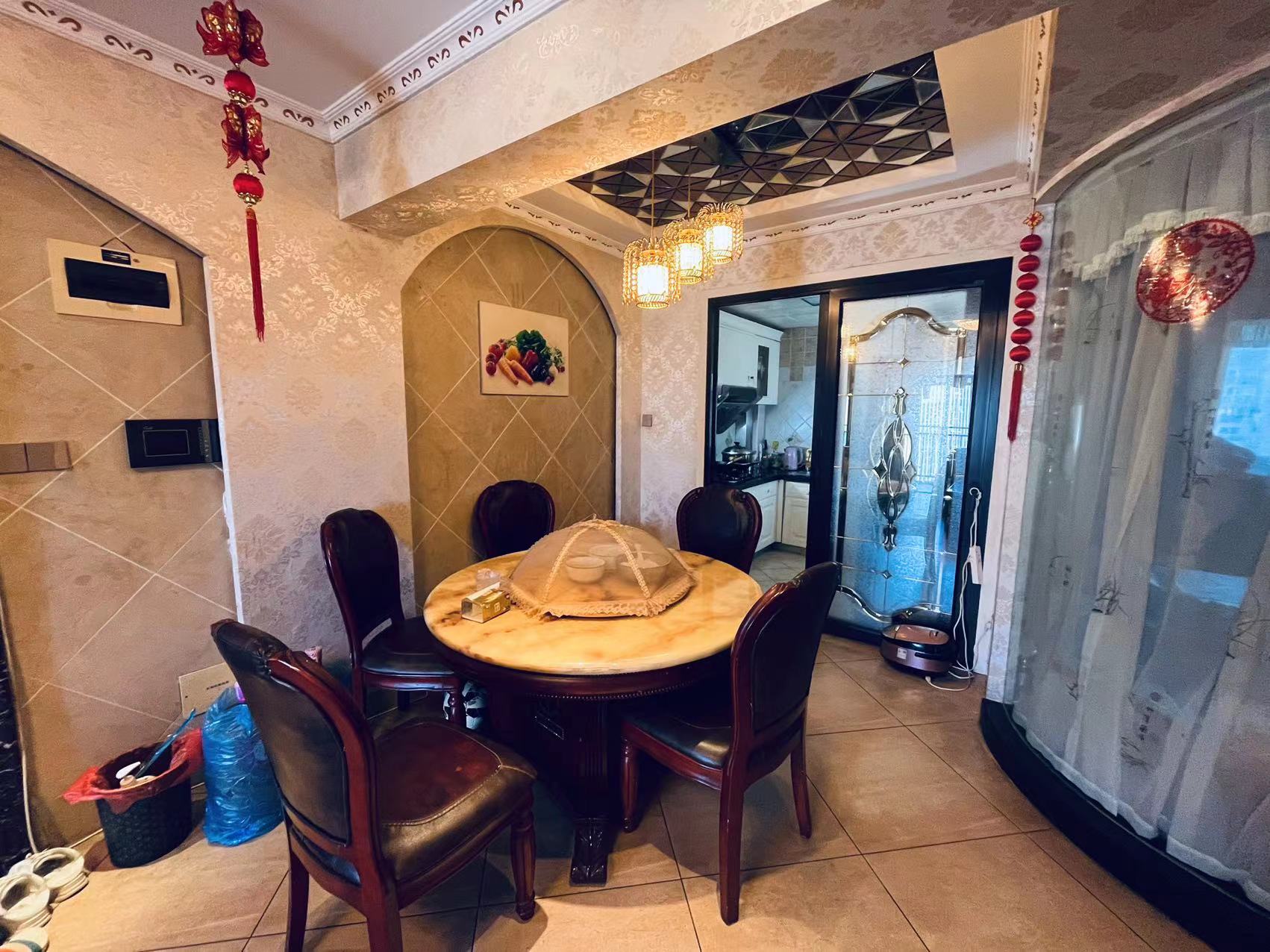 九天国际  3室2厅2卫    85.8万 九天国际  3室2厅2卫    85.8万室内图