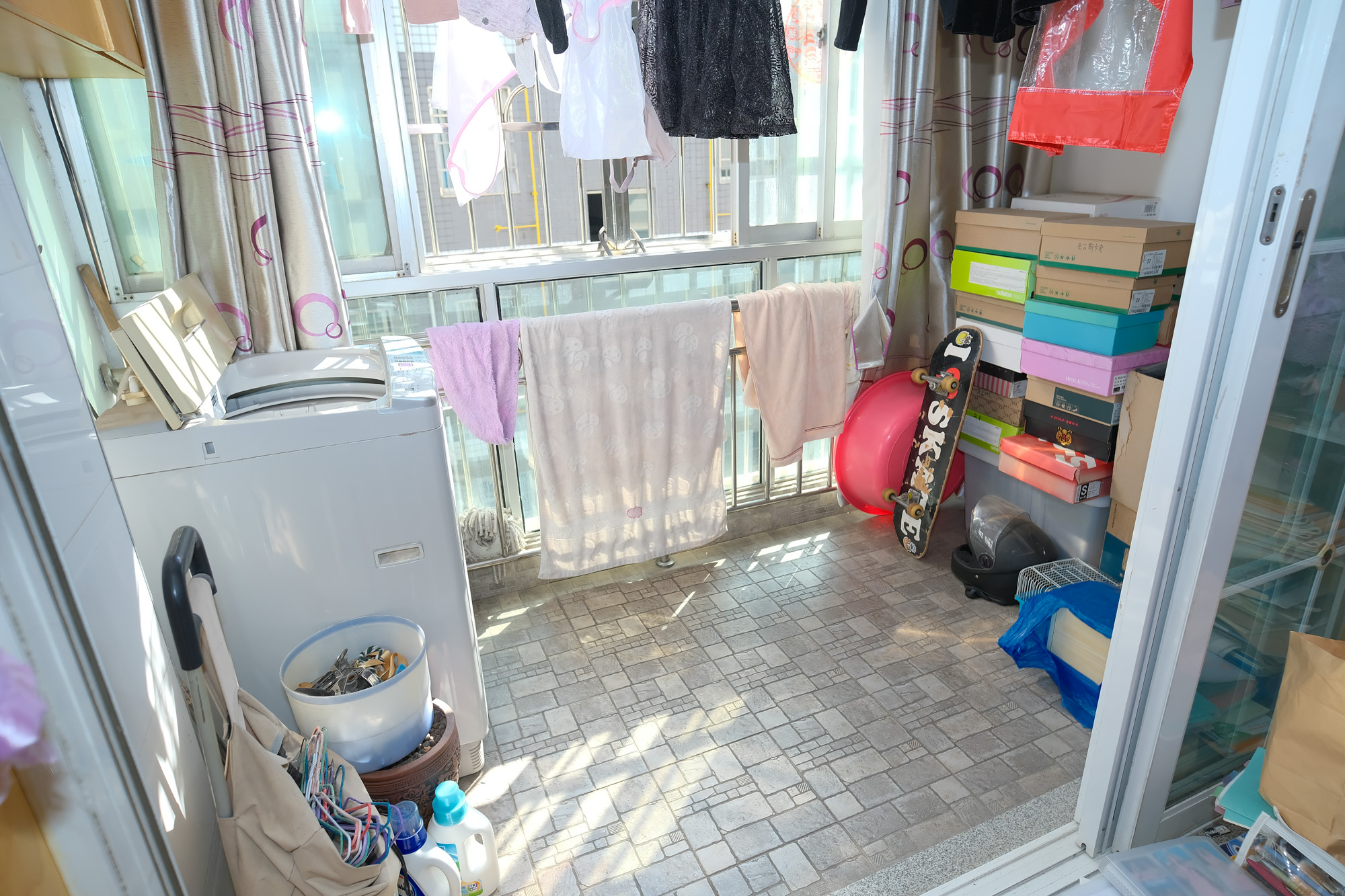 湘绣城  3室2厅1卫   52.00万阳台