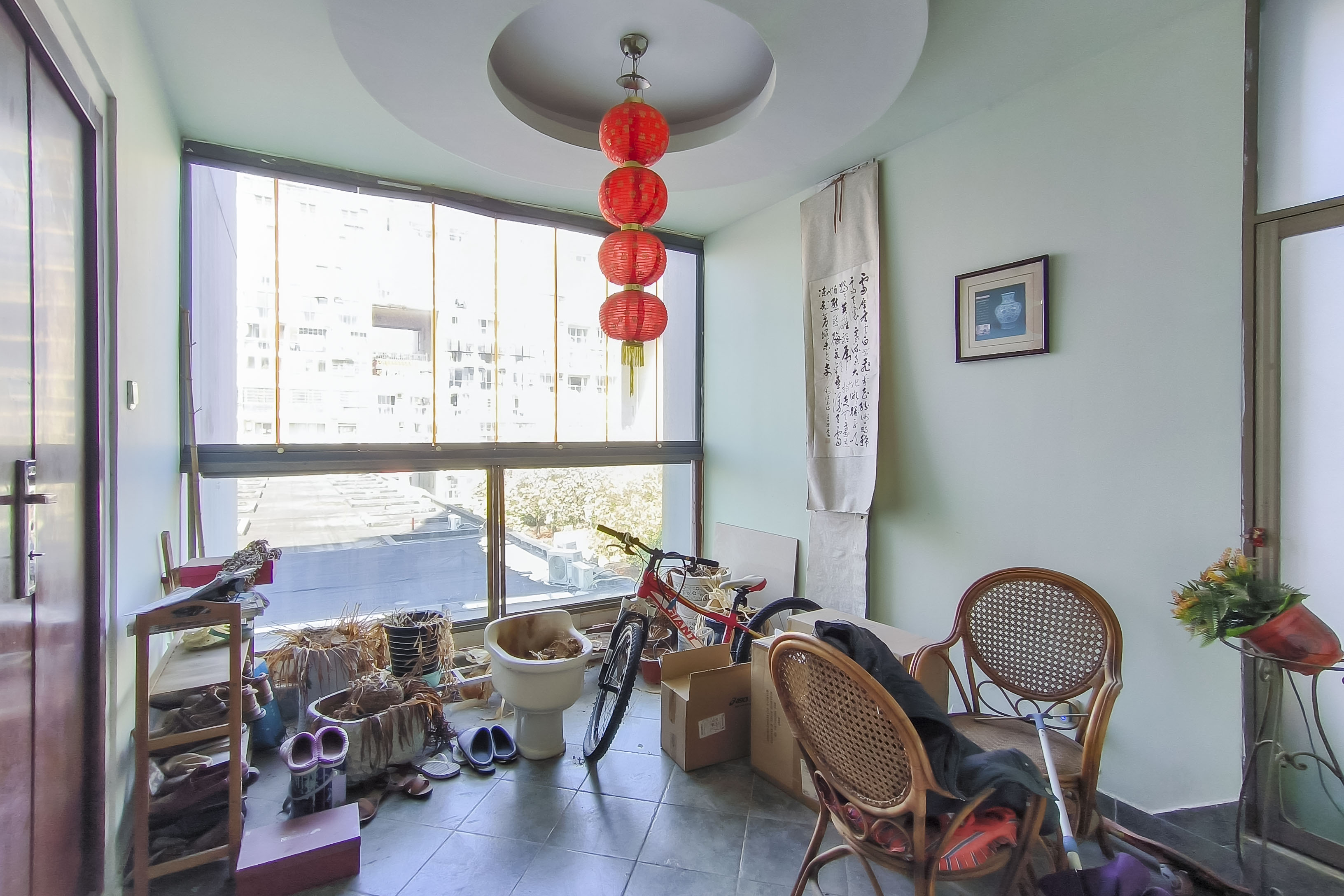 阳光100二期 3室2厅1卫 126.00万 阳光100二期 3室2厅1卫 126.00万阳台