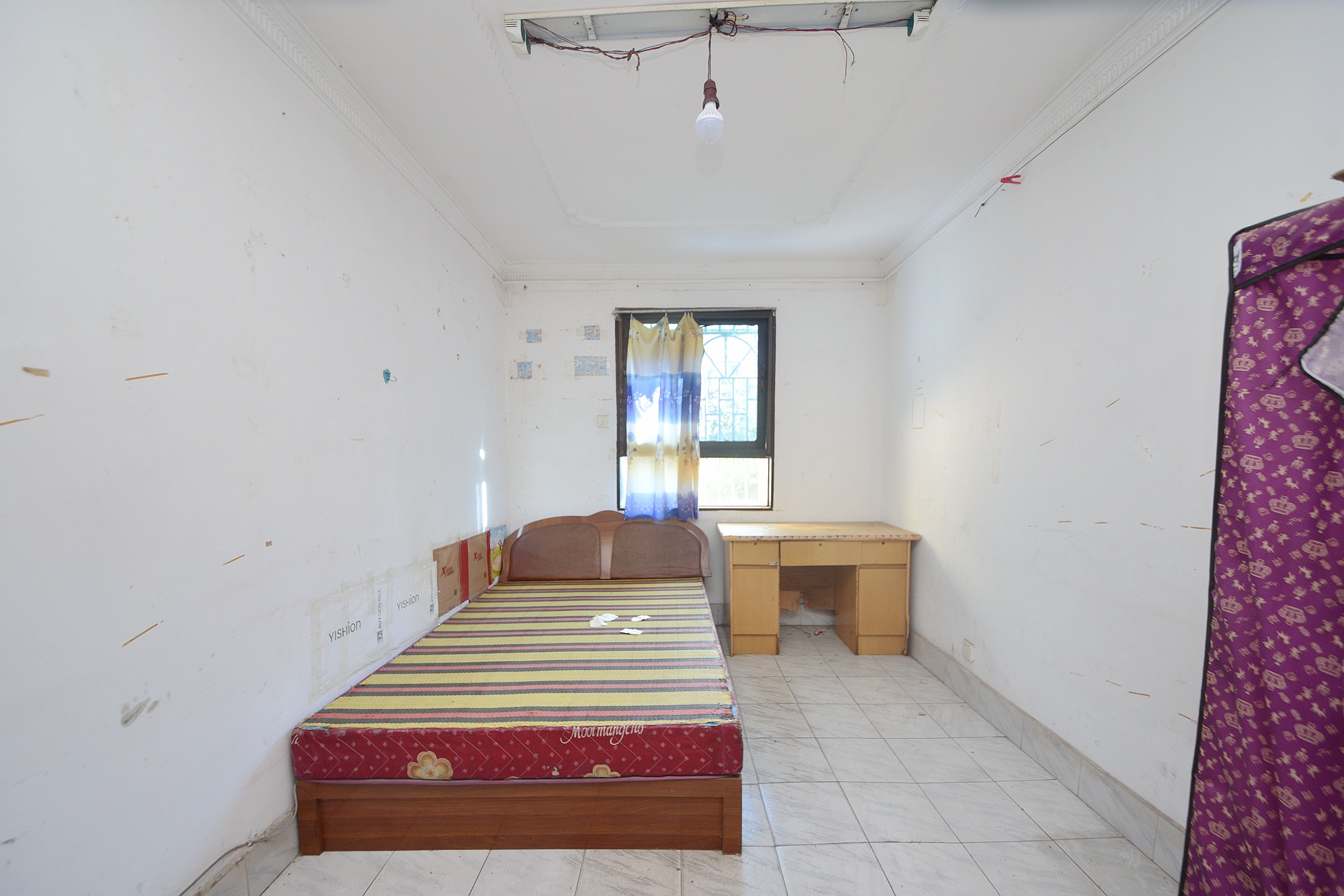 红旗区二片  3室1厅1卫    62.0万卧室