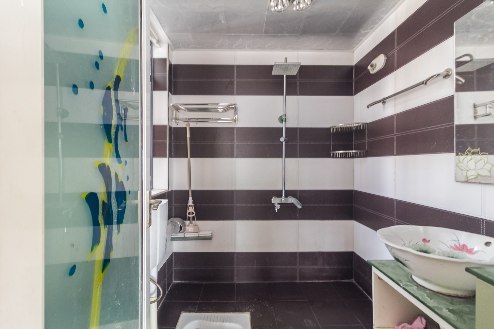 中国铁建国际城一期  2室2厅1卫    38.8万 中国铁建国际城一期  2室2厅1卫    38.8万卫生间