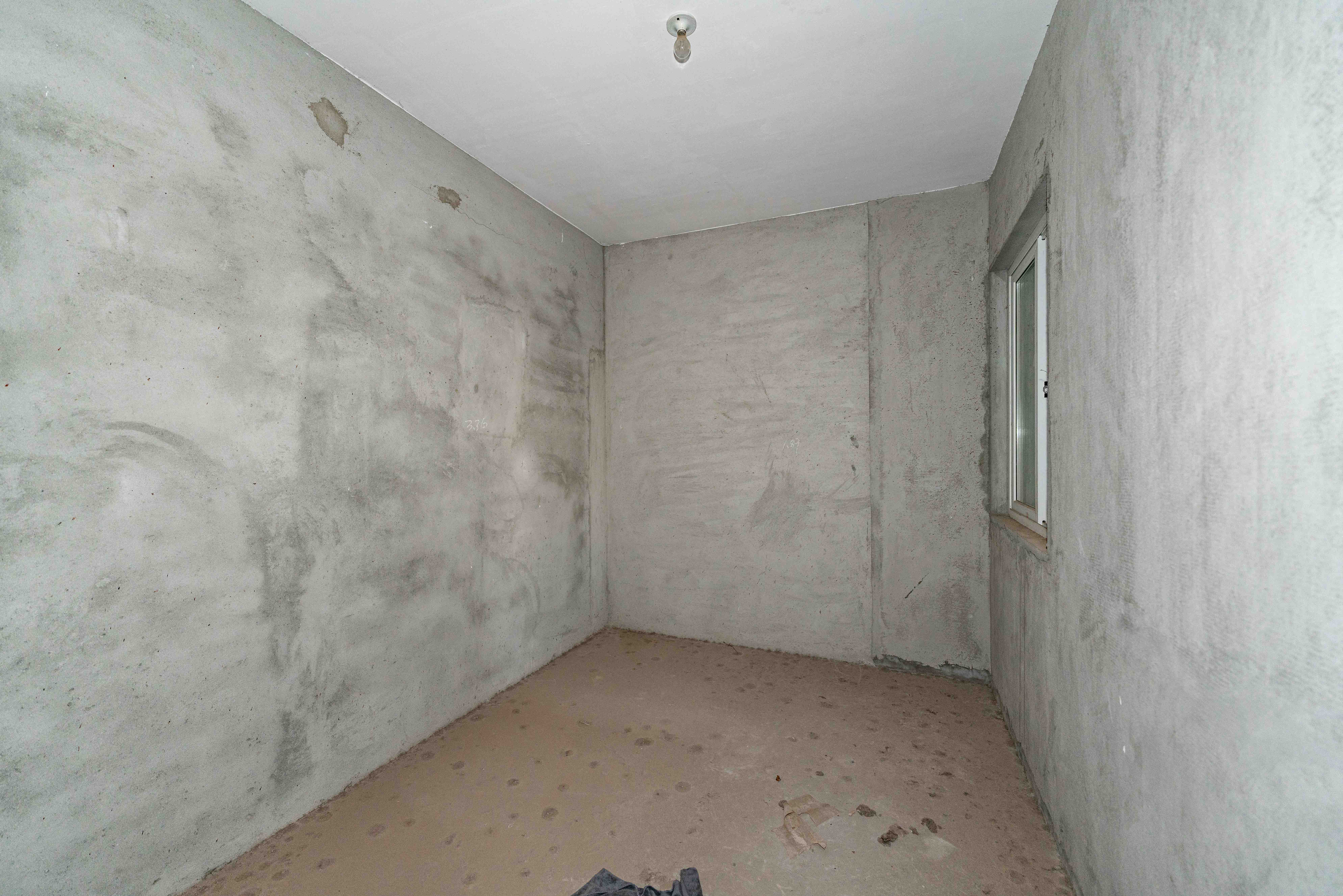 鑫天格林香山  3室2厅1卫    41.8万 鑫天格林香山  3室2厅1卫    41.8万卧室