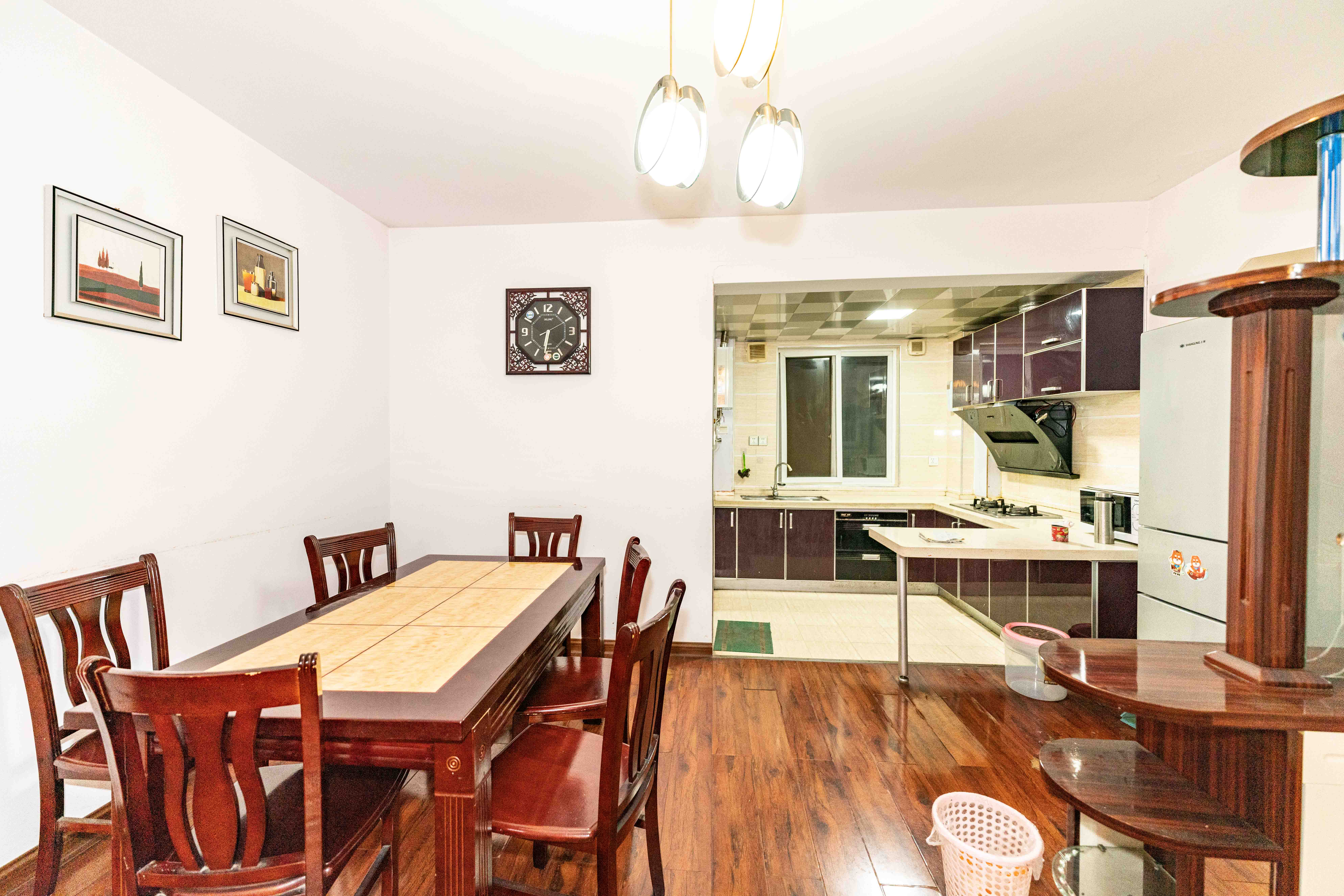 鑫天山城明珠 3室2厅2卫 51.80万 鑫天山城明珠 3室2厅2卫 51.80万客厅