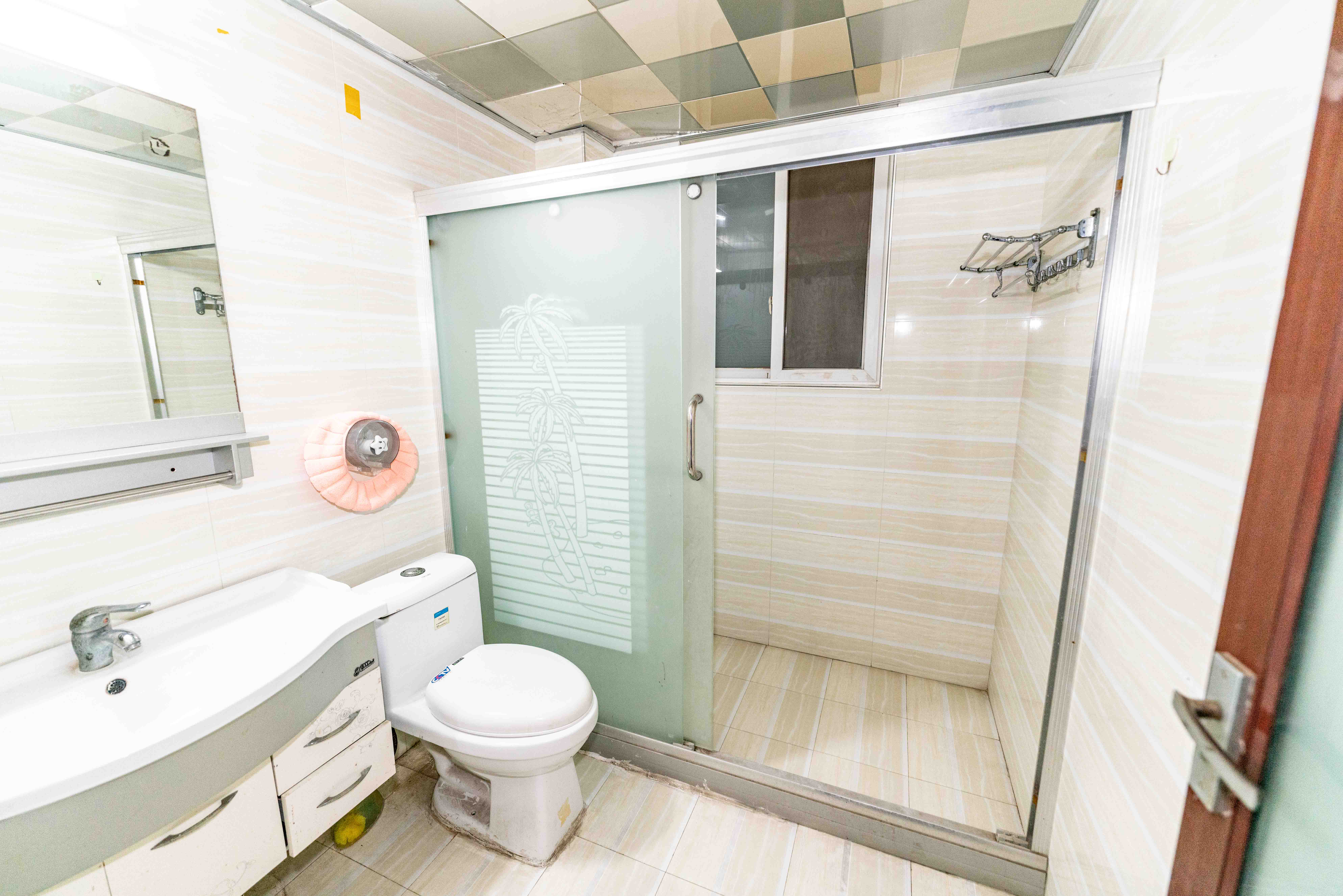 鑫天山城明珠 3室2厅2卫 51.80万 鑫天山城明珠 3室2厅2卫 51.80万卫生间