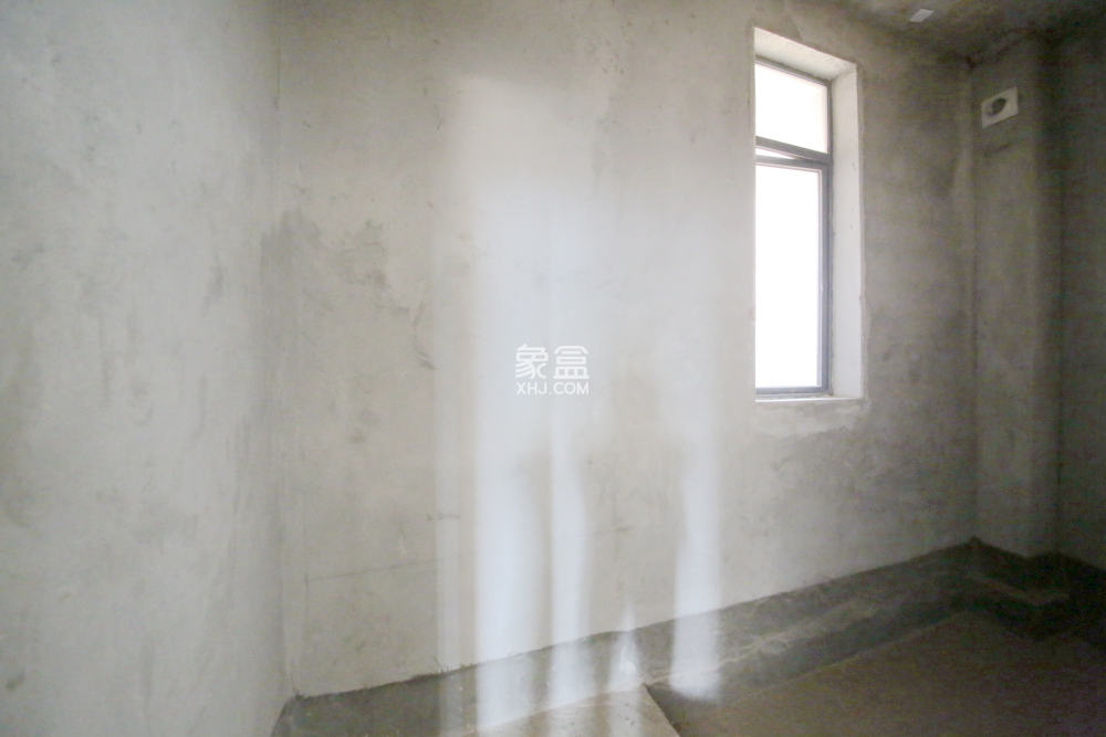 中隆國際御璽  4室2廳3衛(wèi)   386.00萬