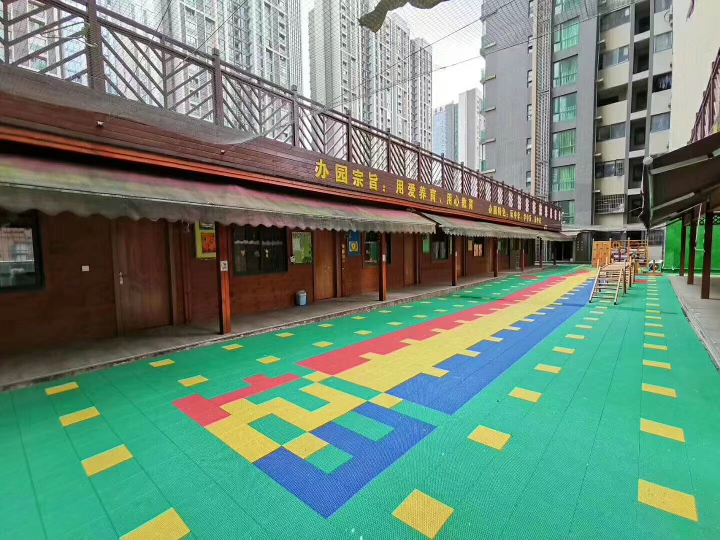 中天会展城B区  3室2厅2卫   20000.00元/月室内图1