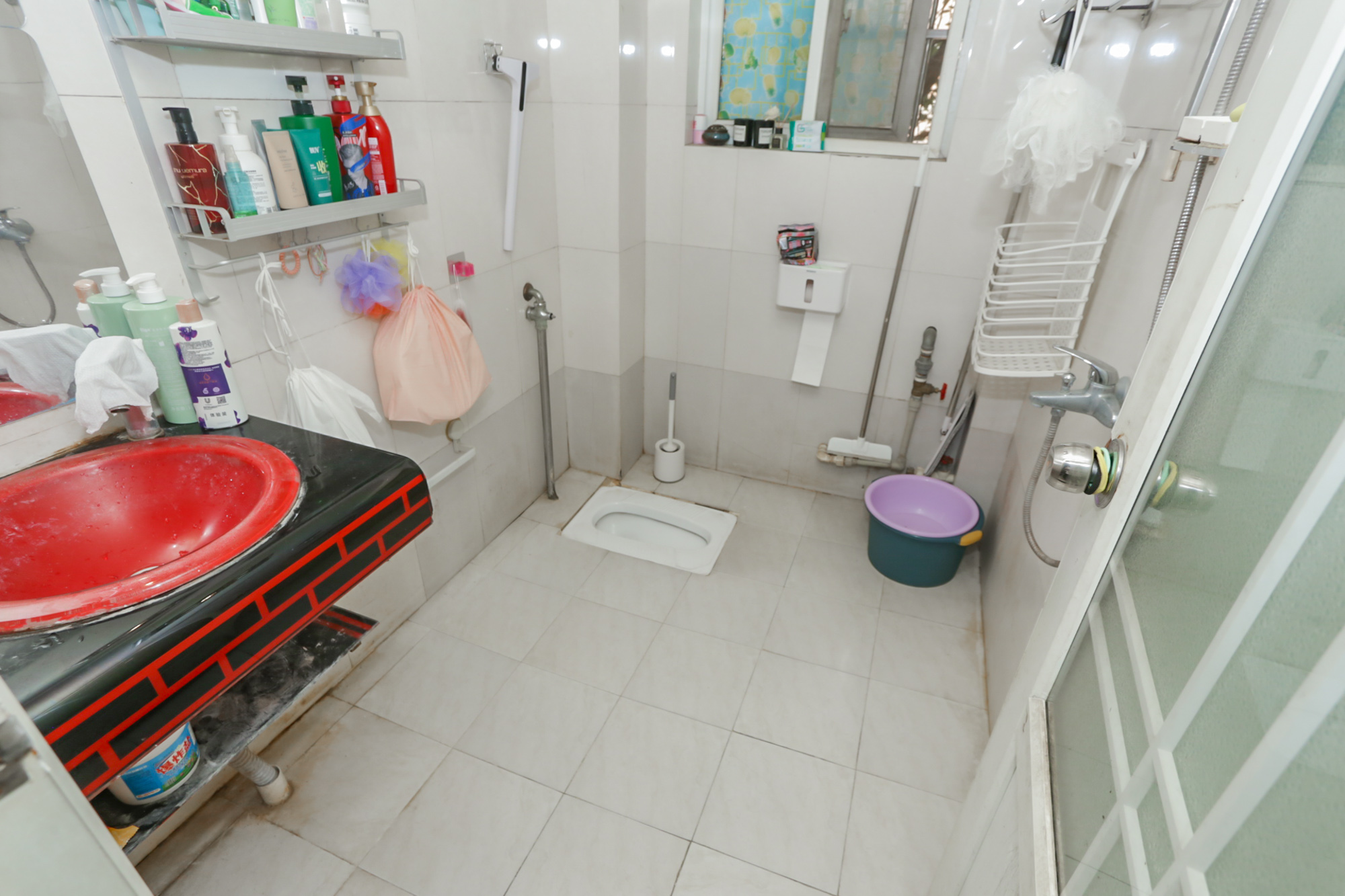 湘仪家园  3室2厅2卫    85.0万卫生间