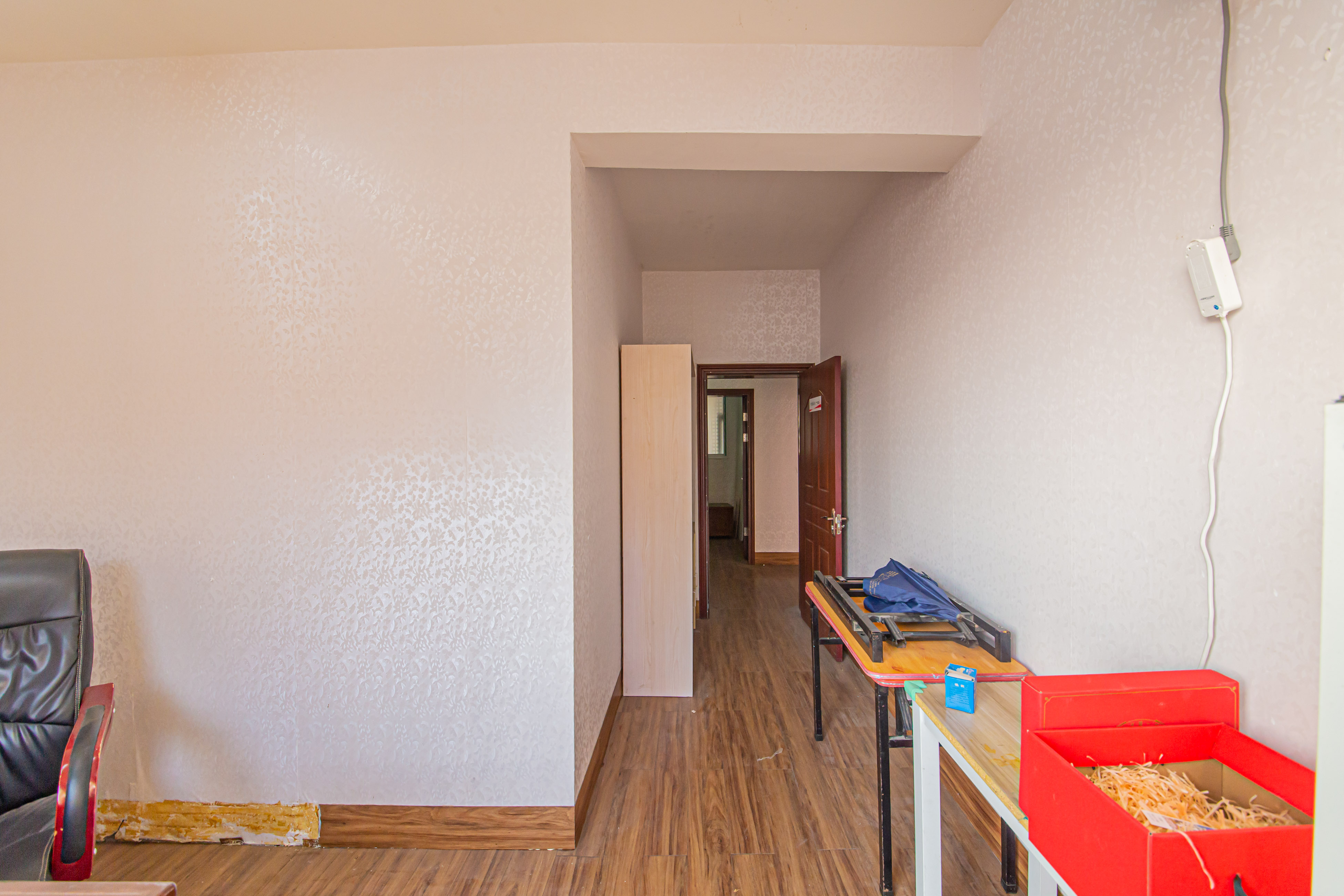 天城湖光山色  4室2厅2卫    135.0万 天城湖光山色  4室2厅2卫    135.0万卧室